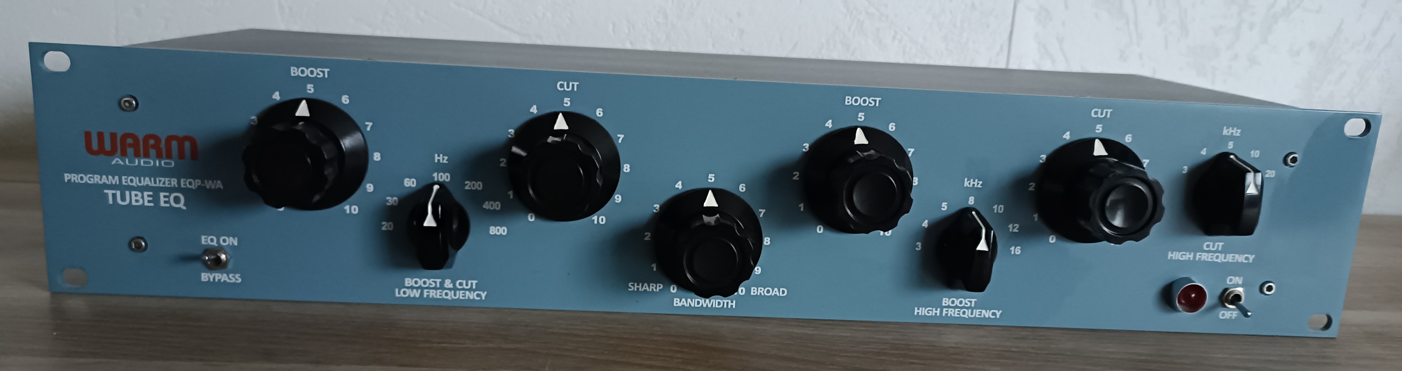 Vends Equalizer de studio Warm Audio EQP-WA