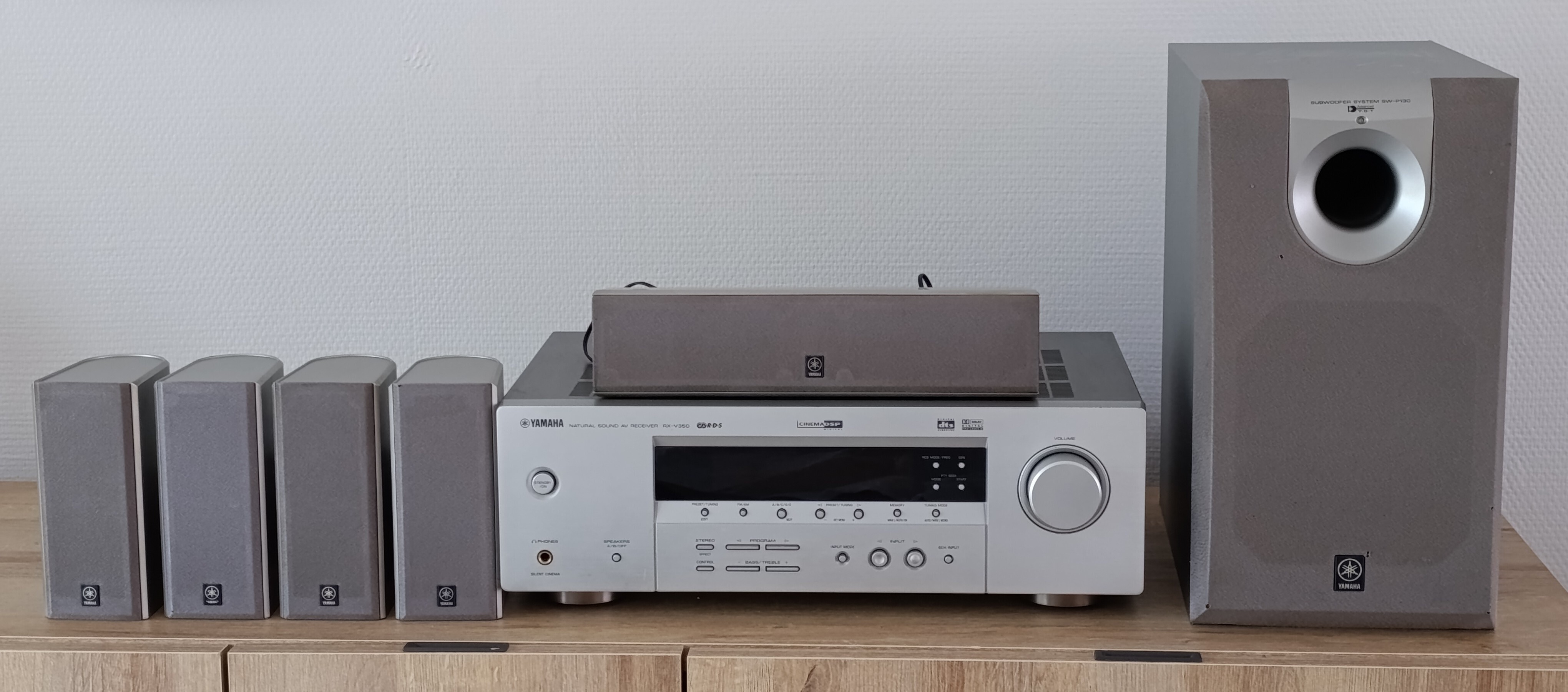 Home Cinéma 5.1 Yamaha AV-357 (Ampli RX-V357 + Pack enceintes NS-P270