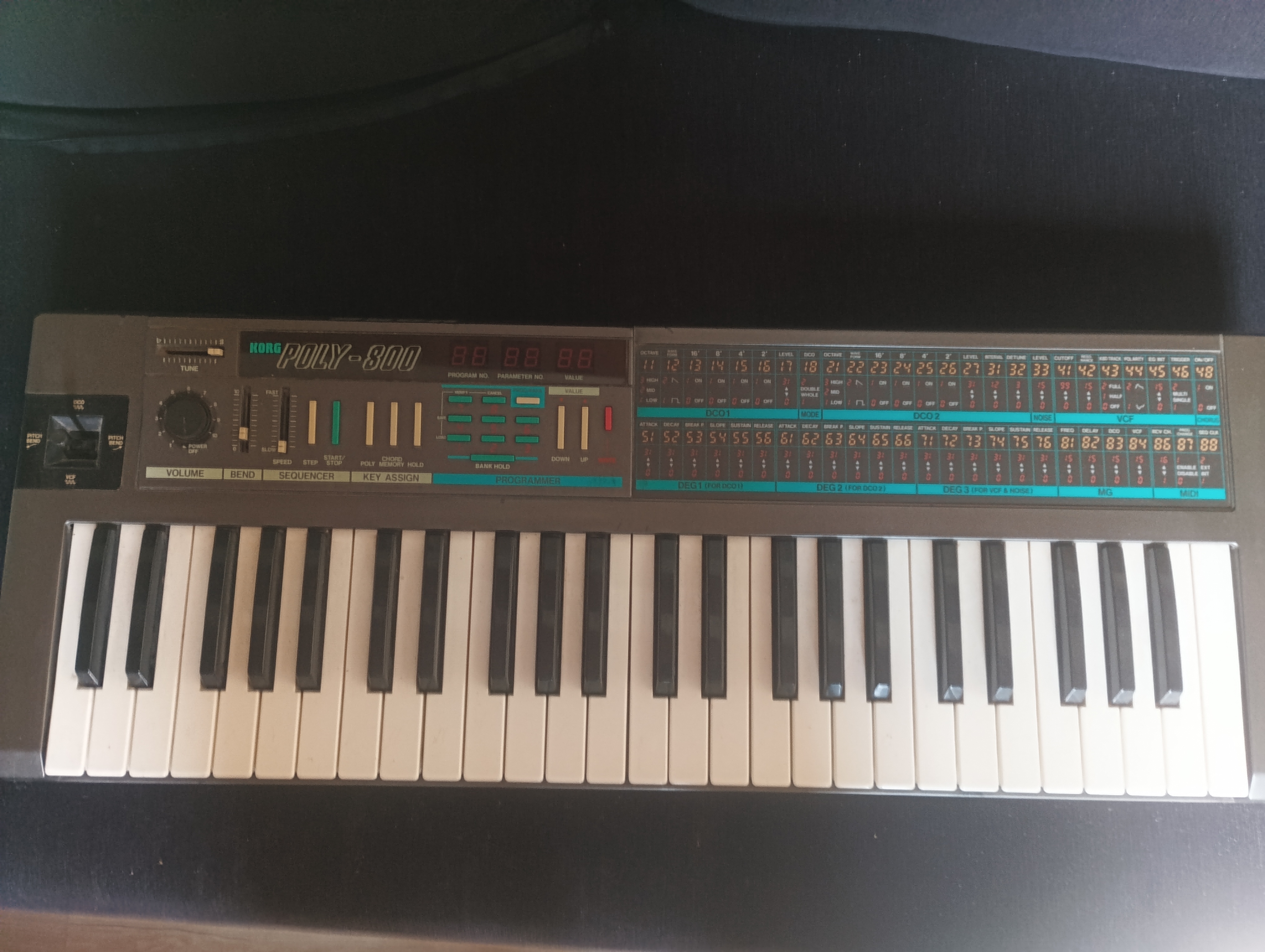Korg poly 800