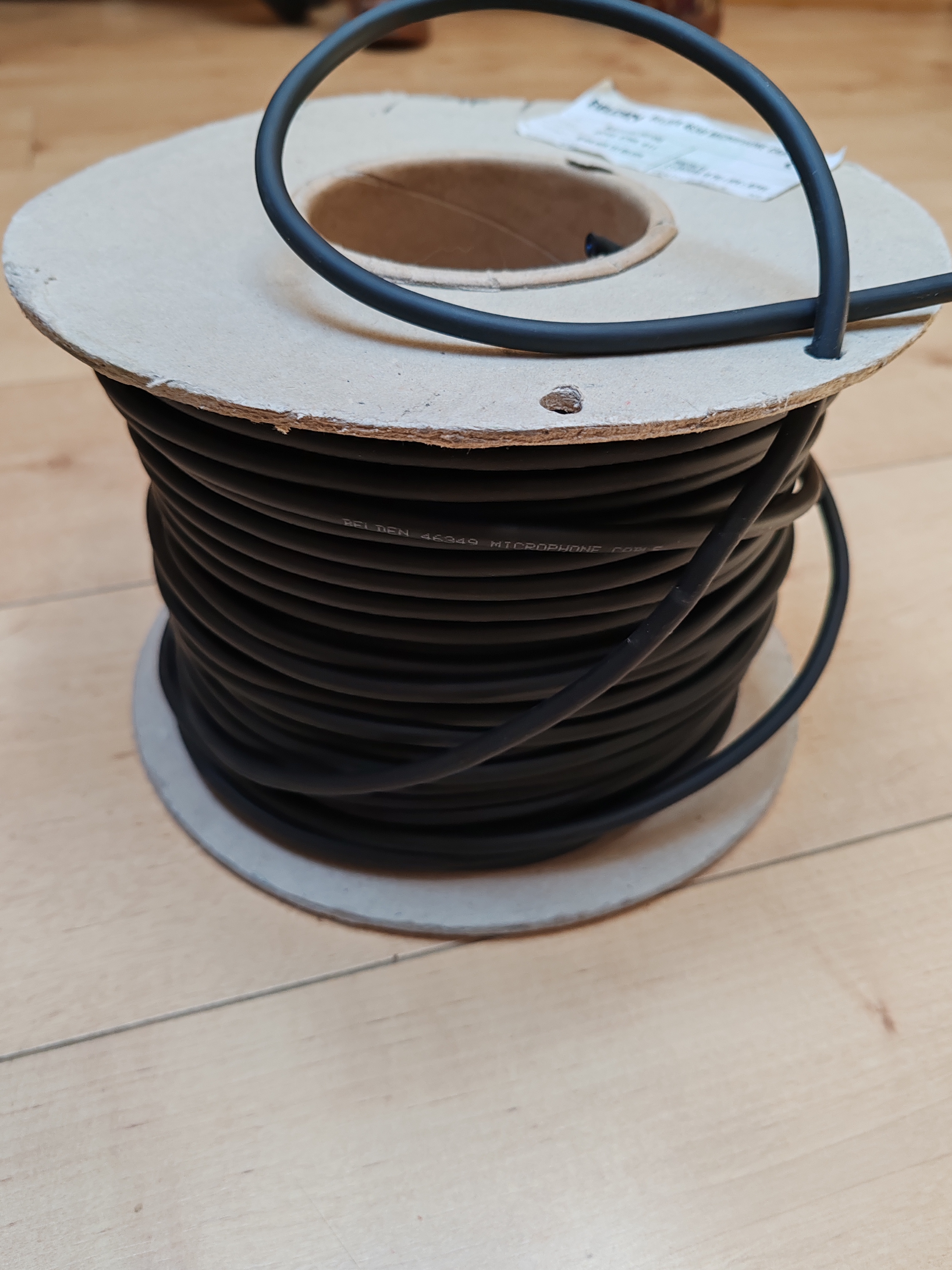 Câble micro blindée BELDEN 90m