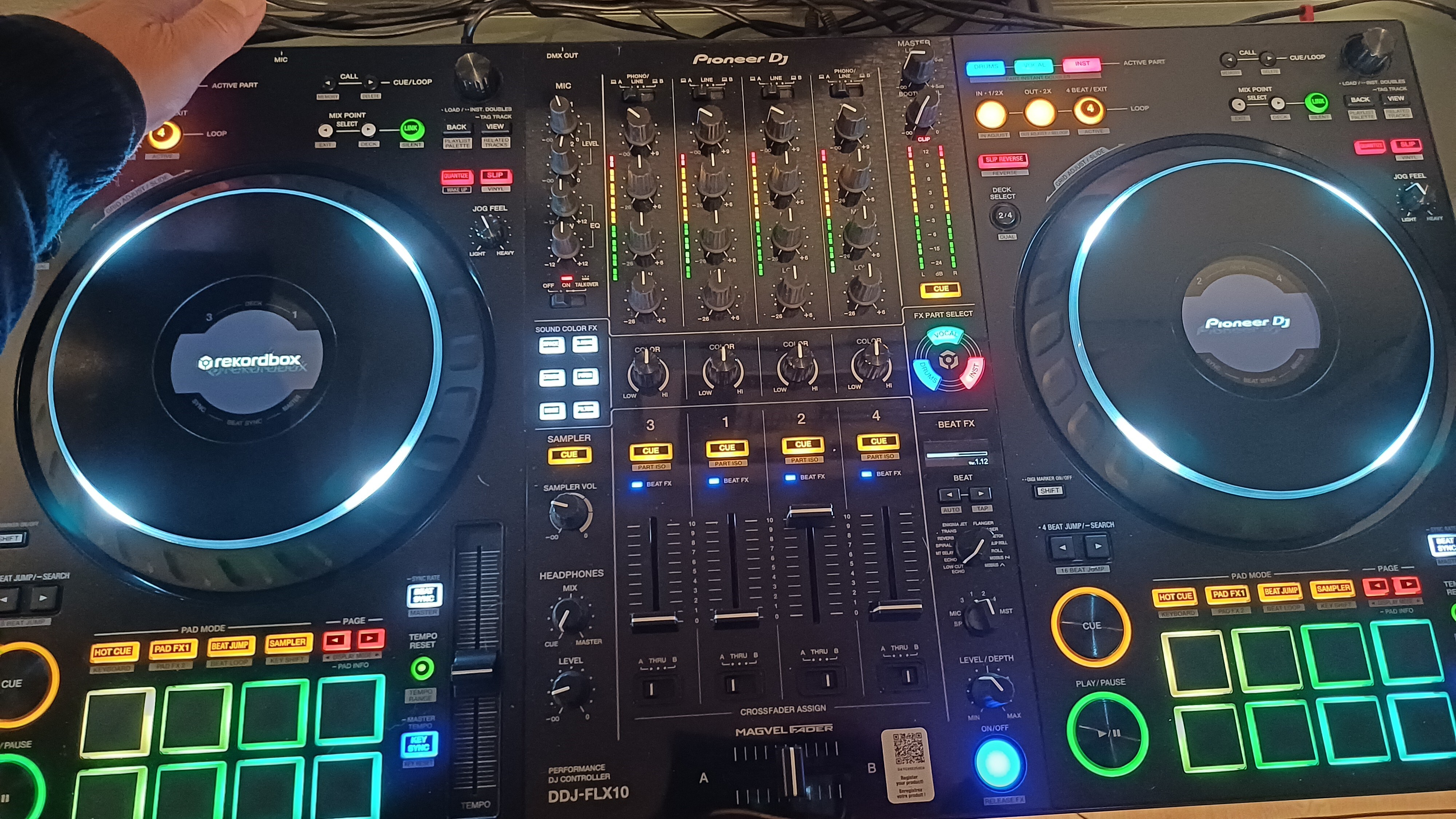 Pioneer DDJ-FLX10 + Flycase – sous Garantie