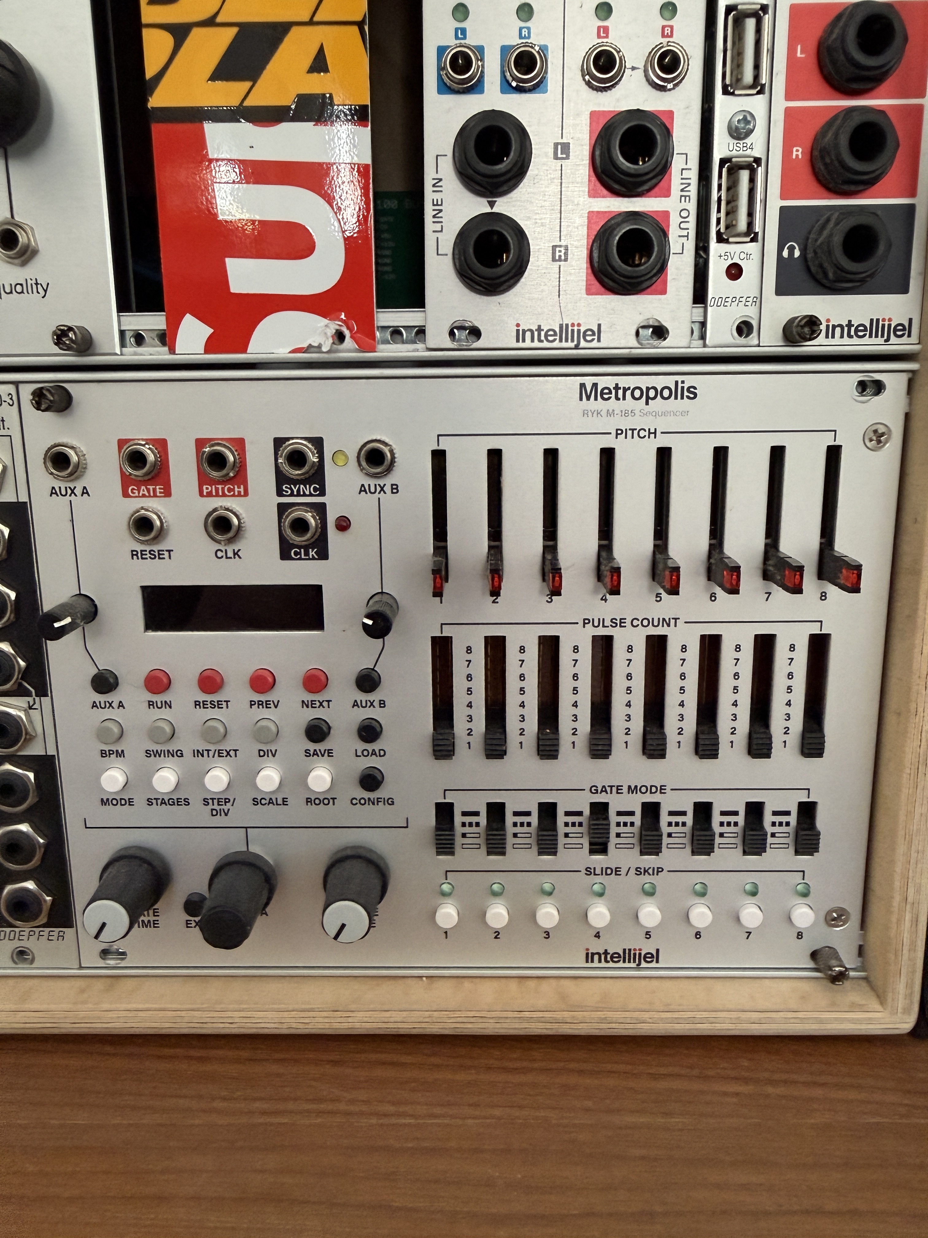 À vendre intellijel Métropolis comme neuf