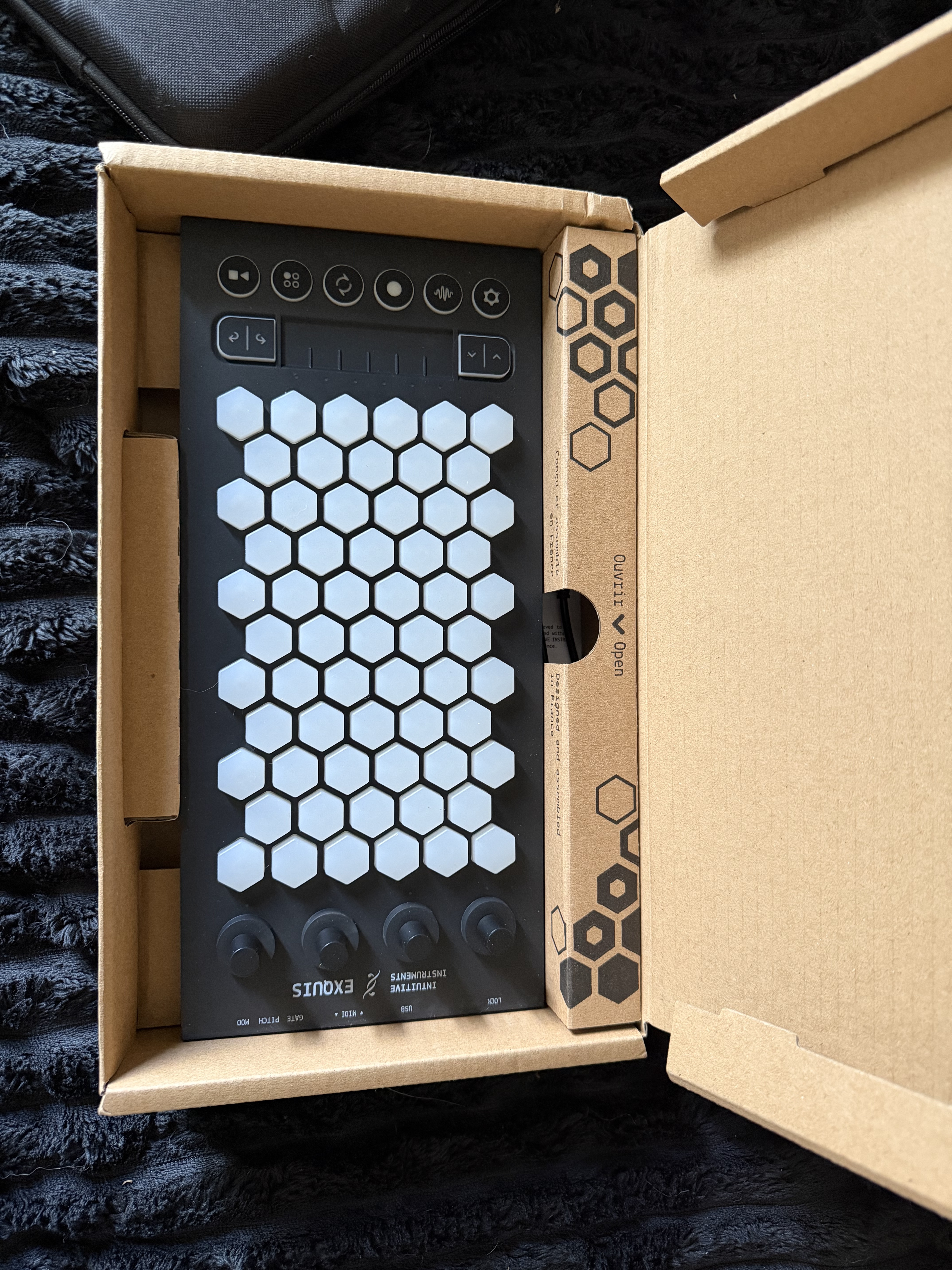 Vends intuitive instruments Exquis neuf avec facture. 