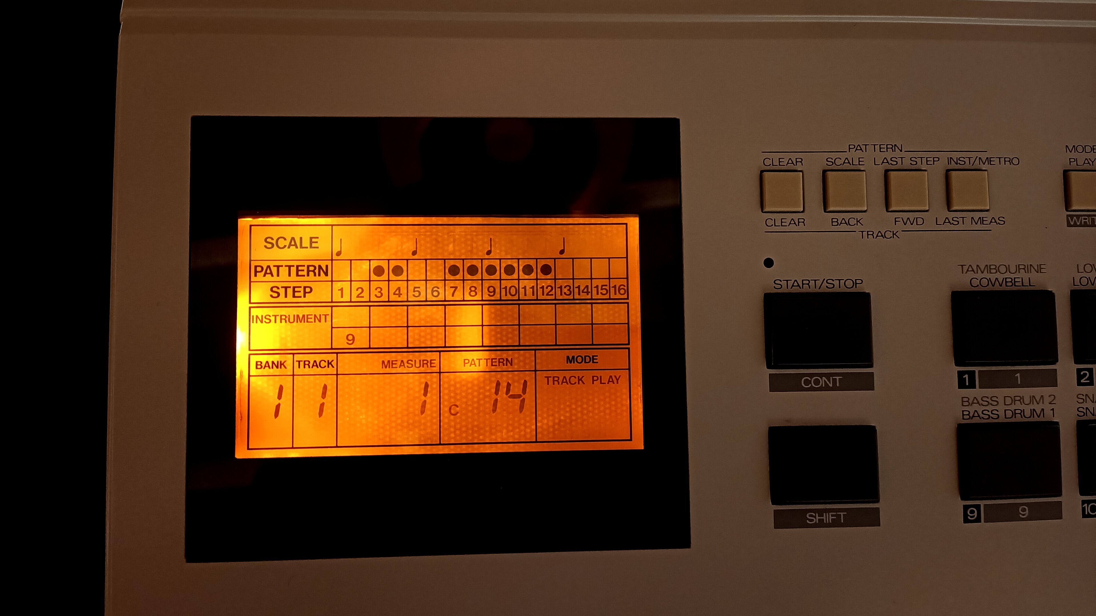 Roland TR-626 (118)