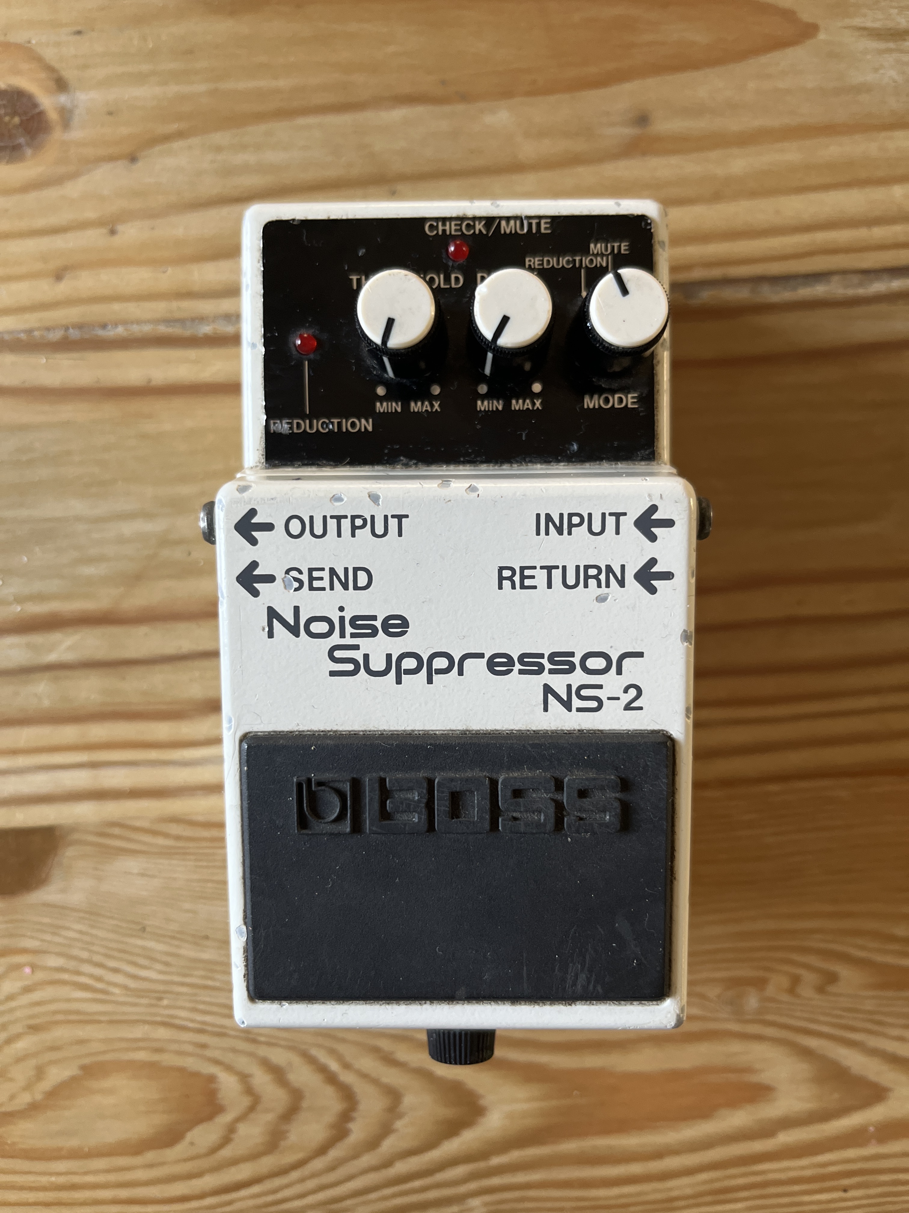 Vends Pedale Boss NS-2
