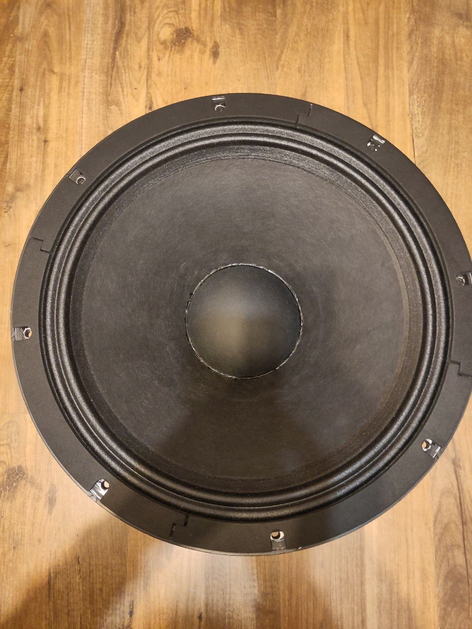 RCF L18P300 restauré — kit d’origine RCF