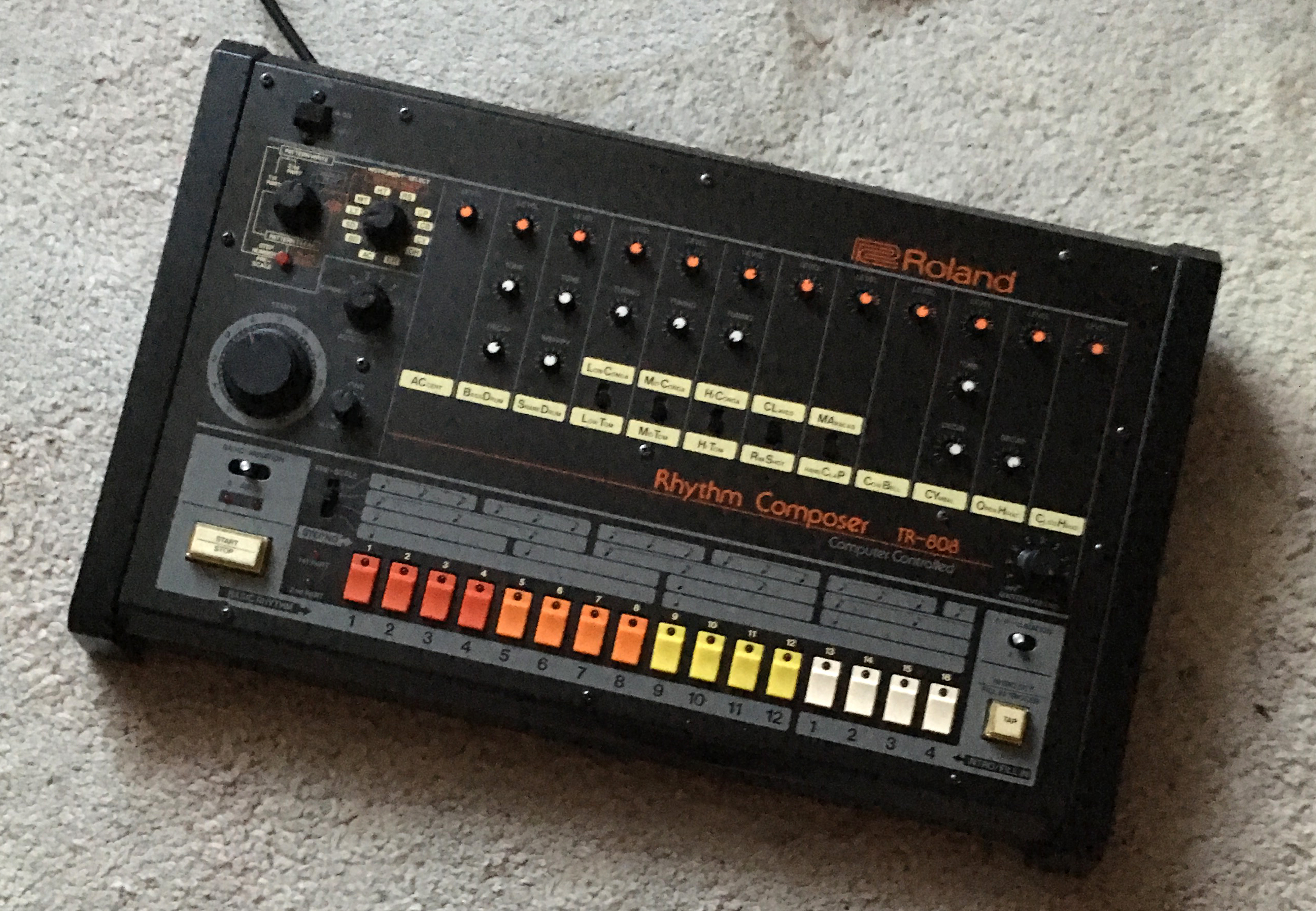 TR-808 impeccable, révisée, kit midi CHD Elektroservis TR808-M