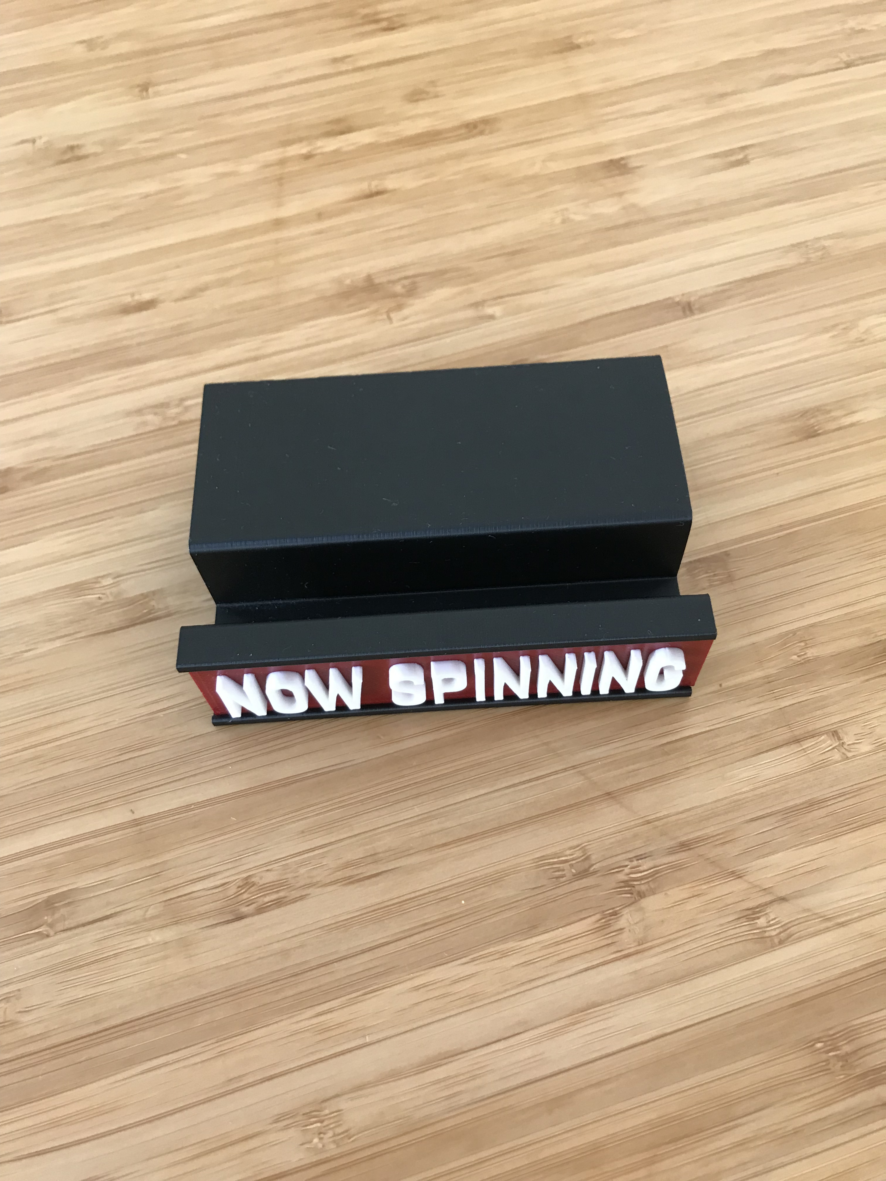 Support mural pour vinyle « Now spinning » (10 x 7 cm) 