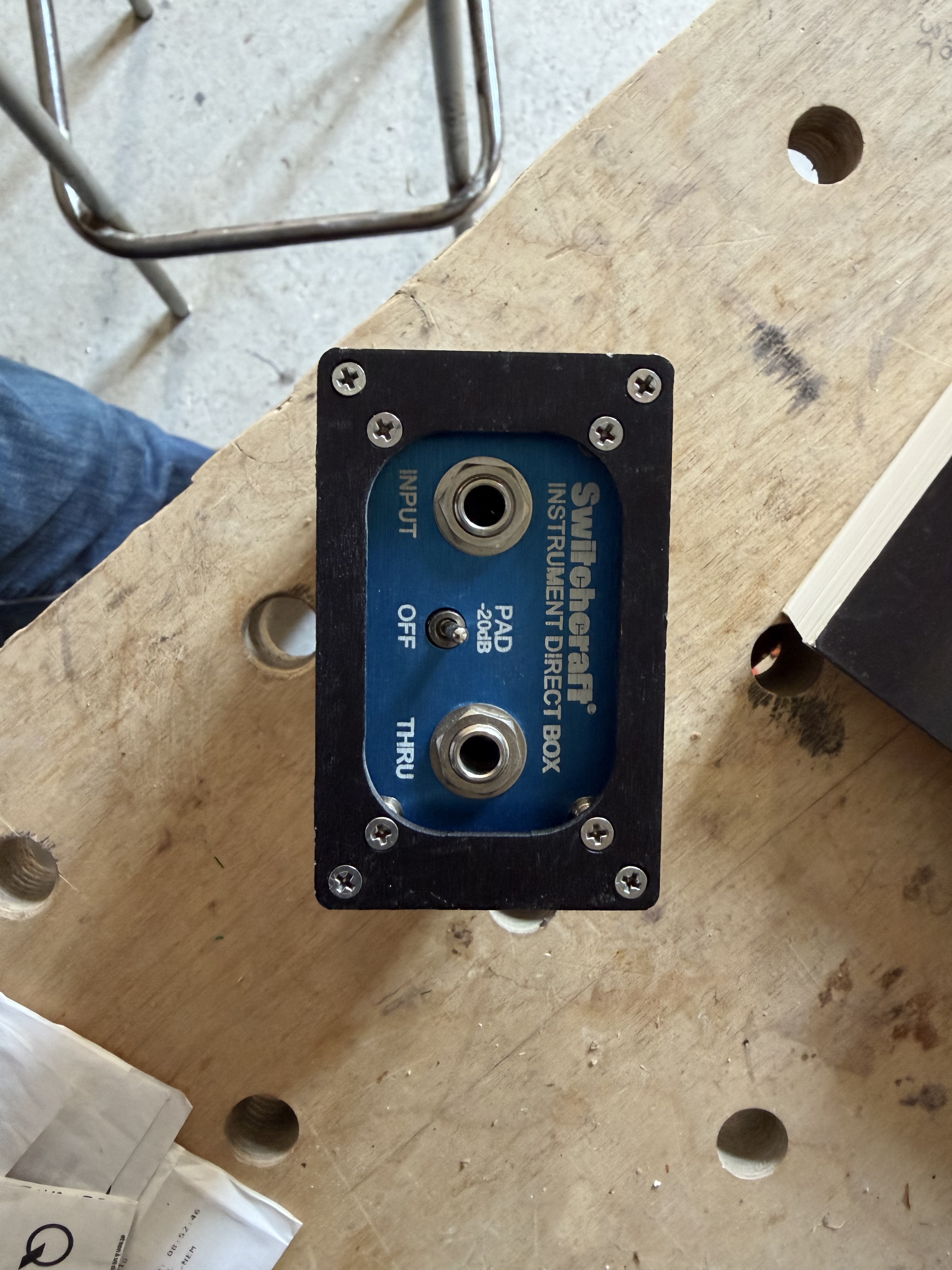 Vends  boitier de direct instrument  switchcraft 