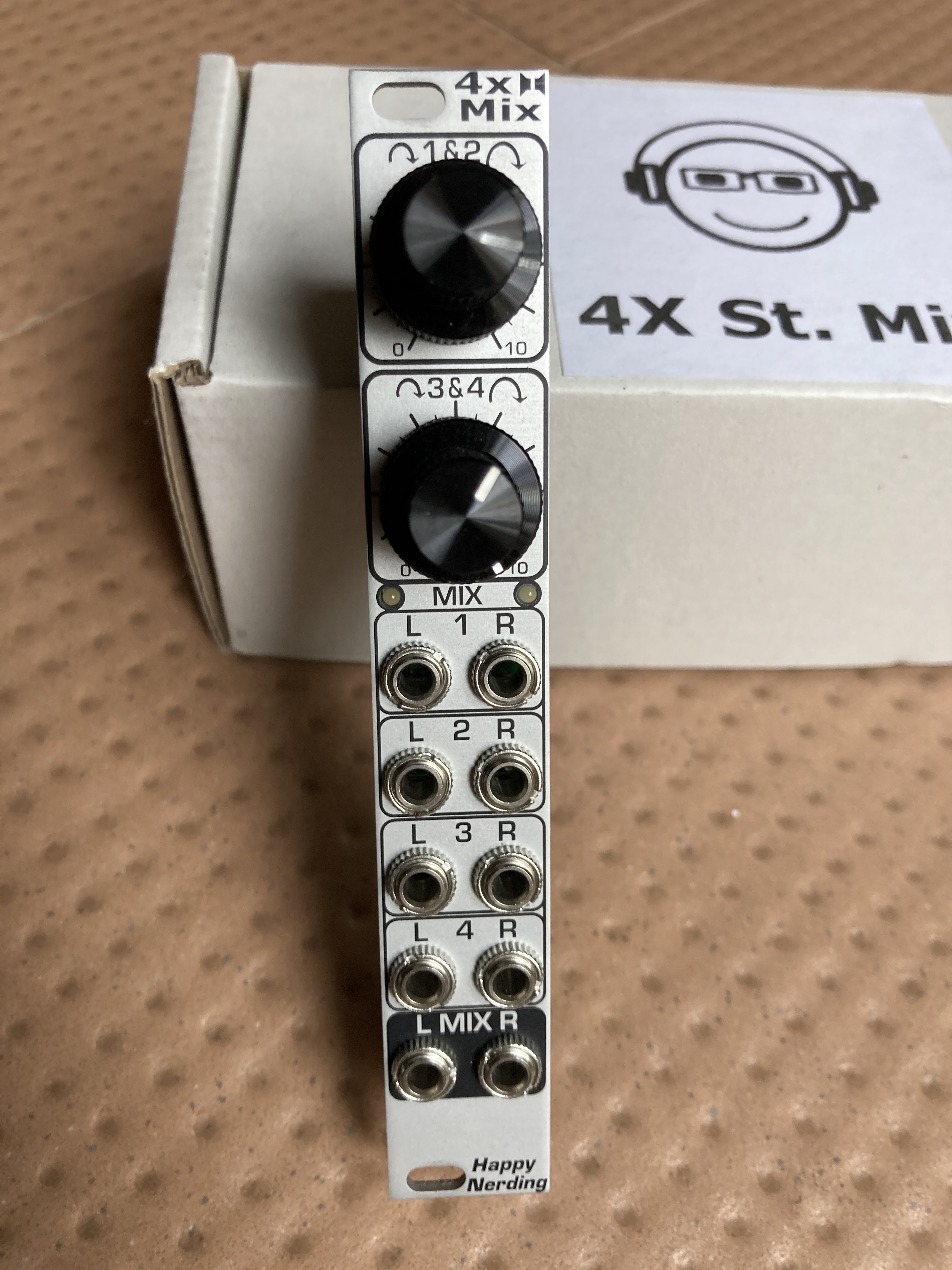 Vends Happy Nerding 4x St. Mixer