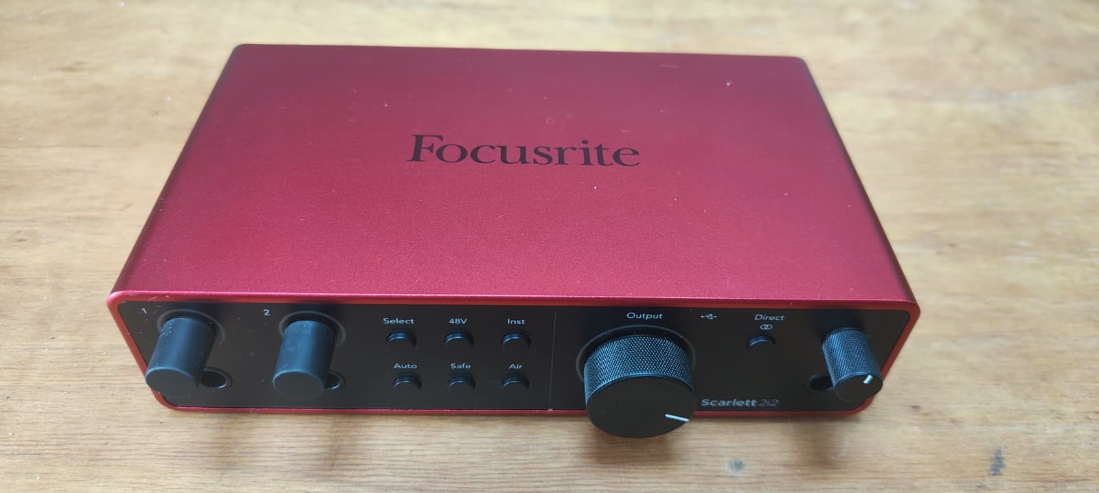 Vends carte son Focusrite Scarlett 2i2 G4