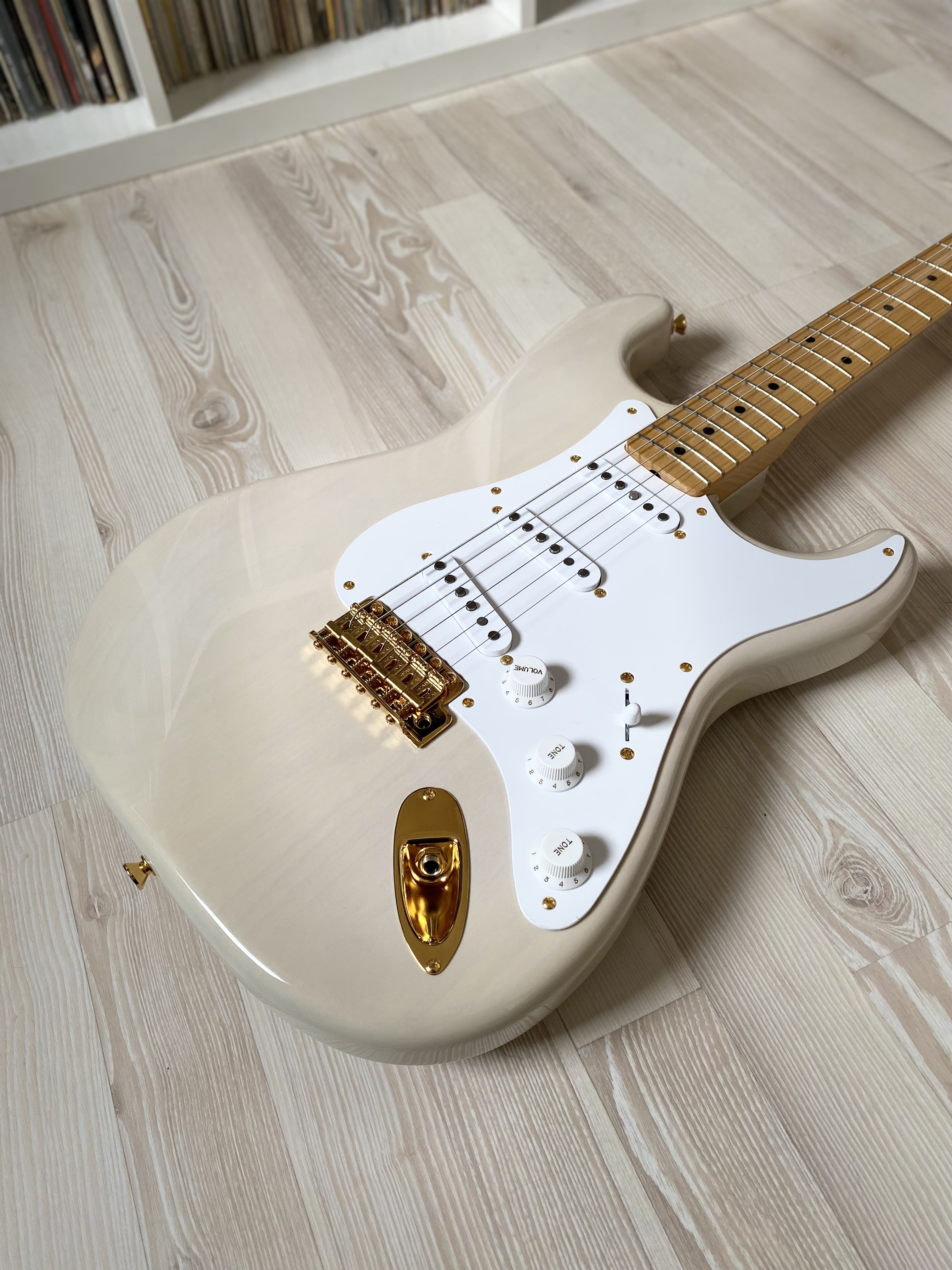 Tokai Goldstar Sound TST95G (38001)