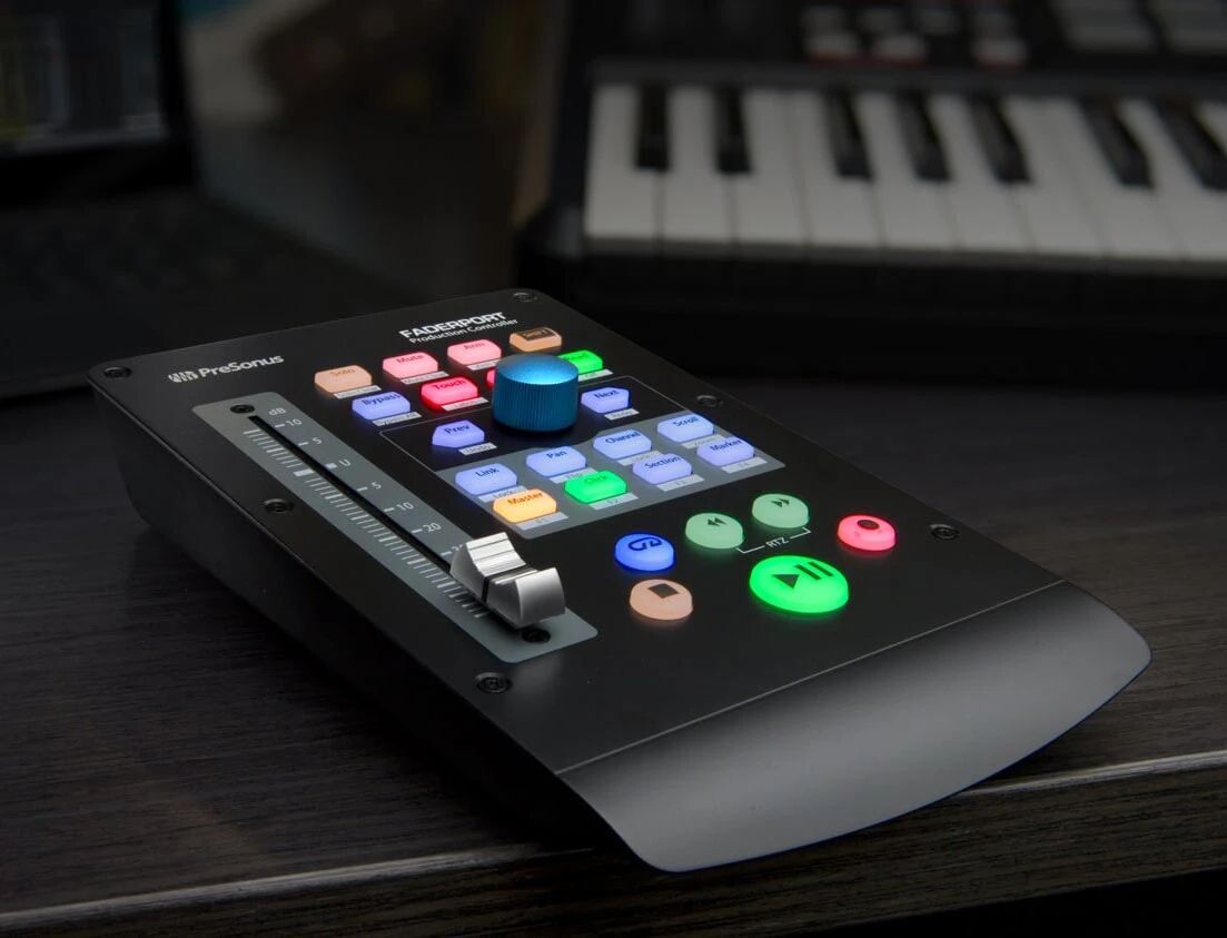 Studio One 5 Pro + Faderport - Excellent Etat