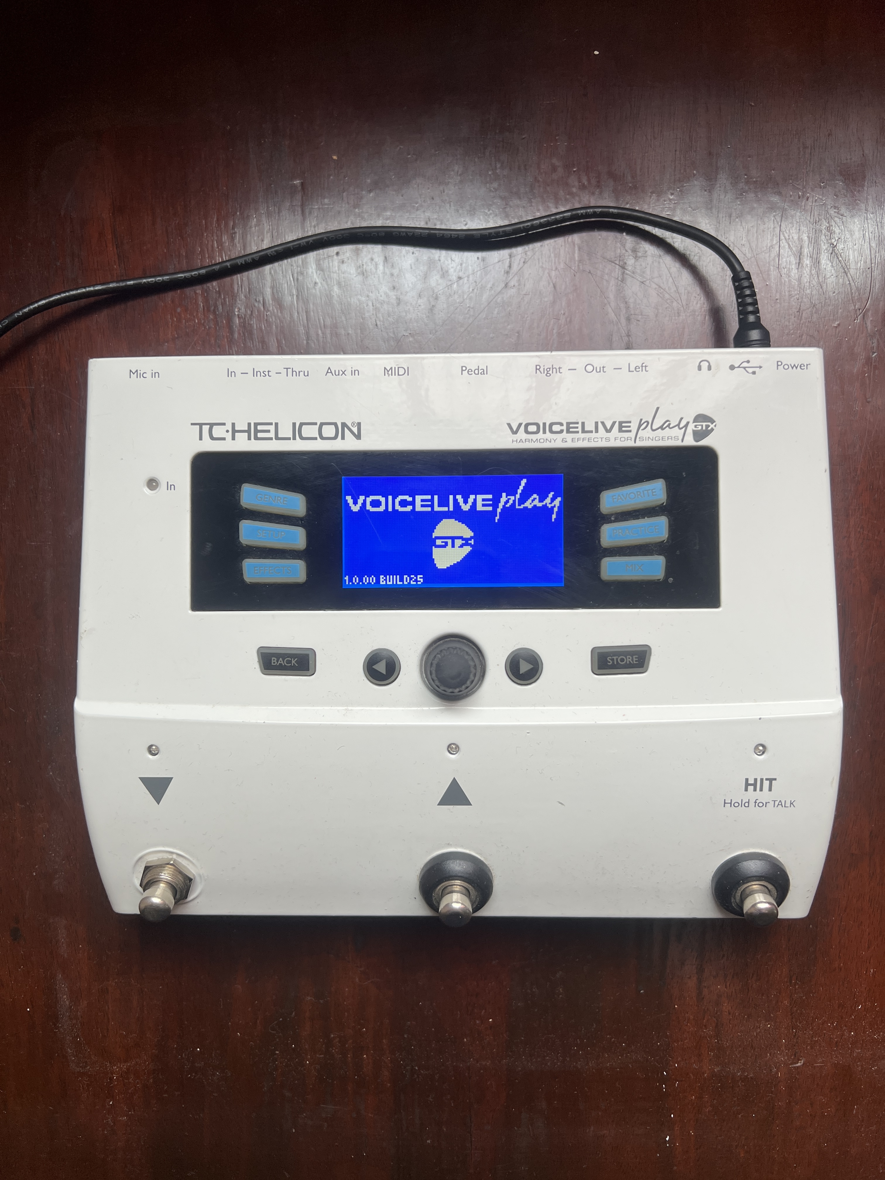 TC-Helicon VoiceLive Play GTX (1022)