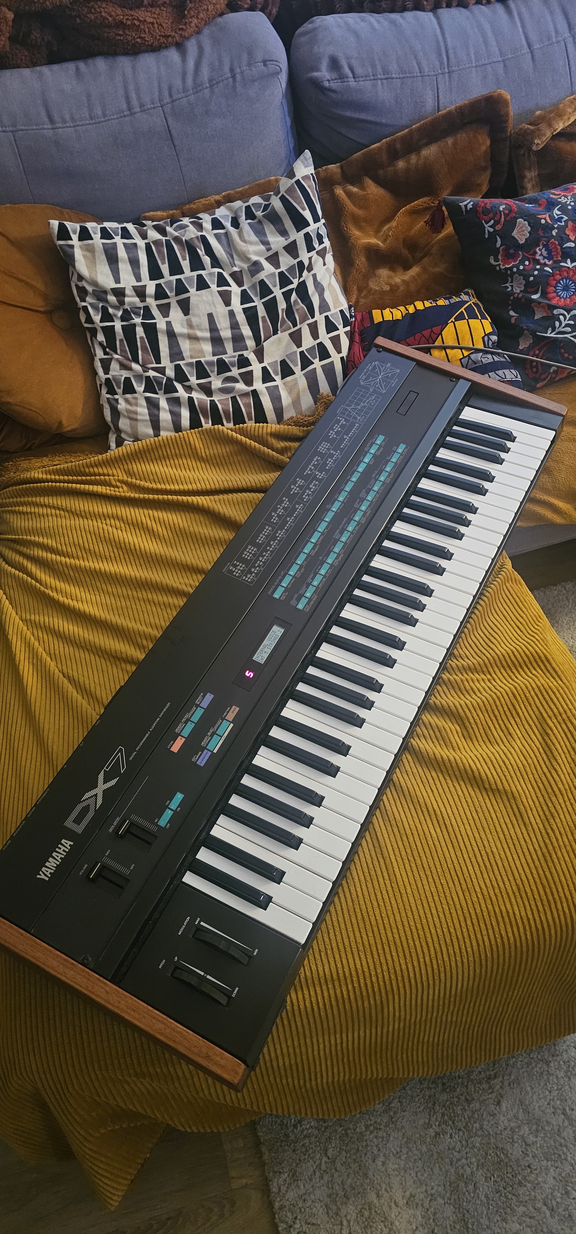 Yamaha DX7 - Accessoires - Excellent Etat - Révisé 