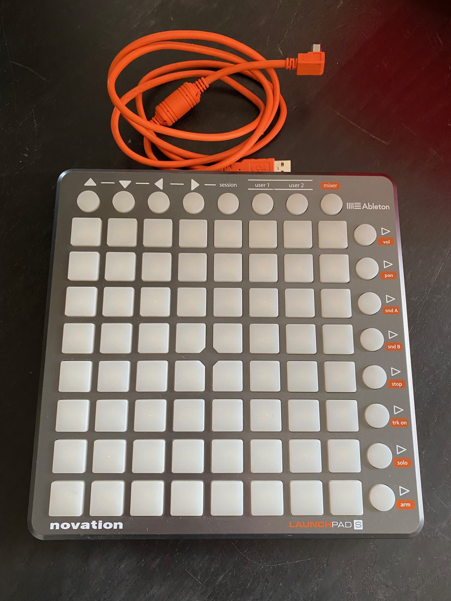 Novation Launchpad S contrôleur MIDI USB