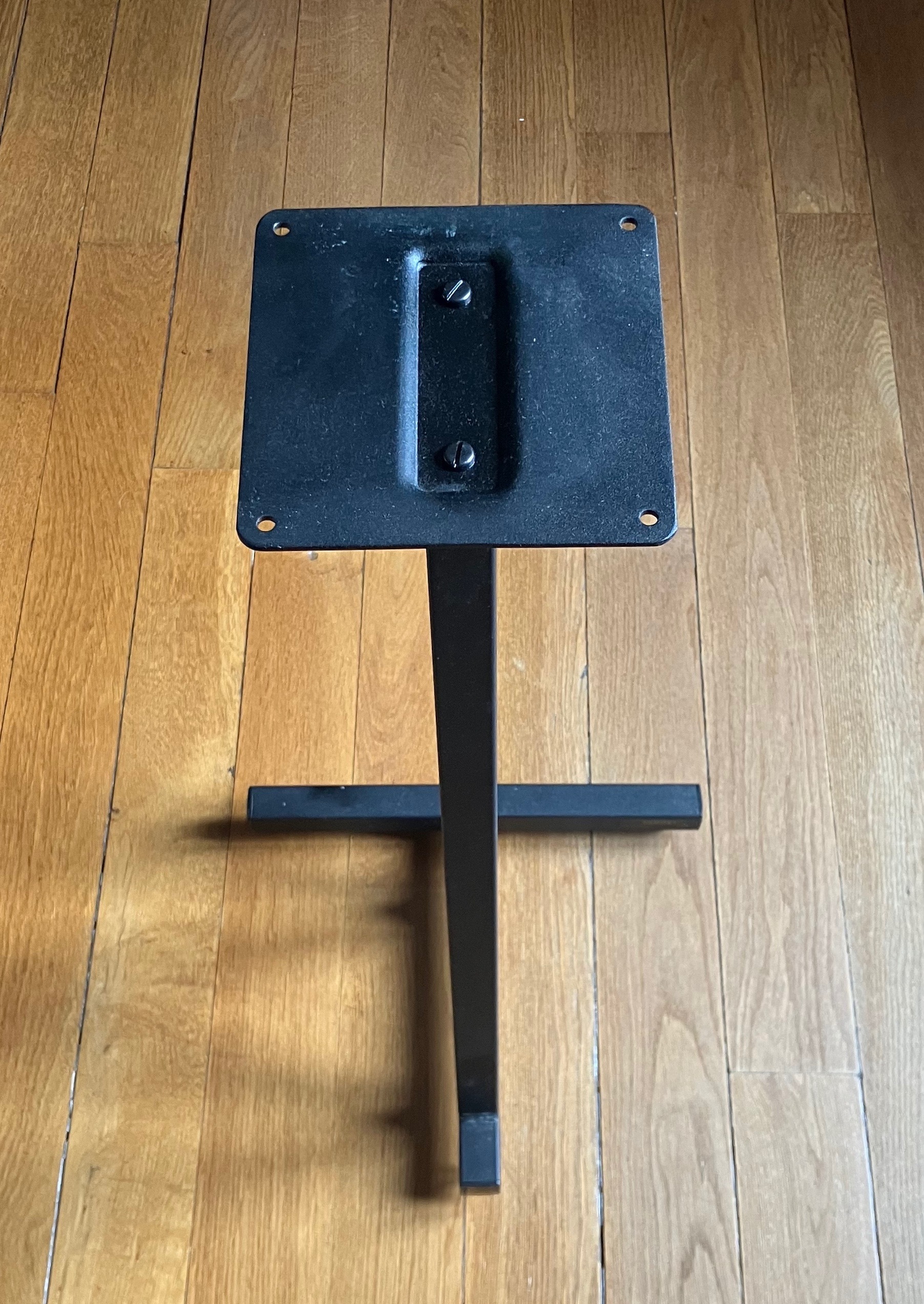 Vends pieds d'enceinte TARGET