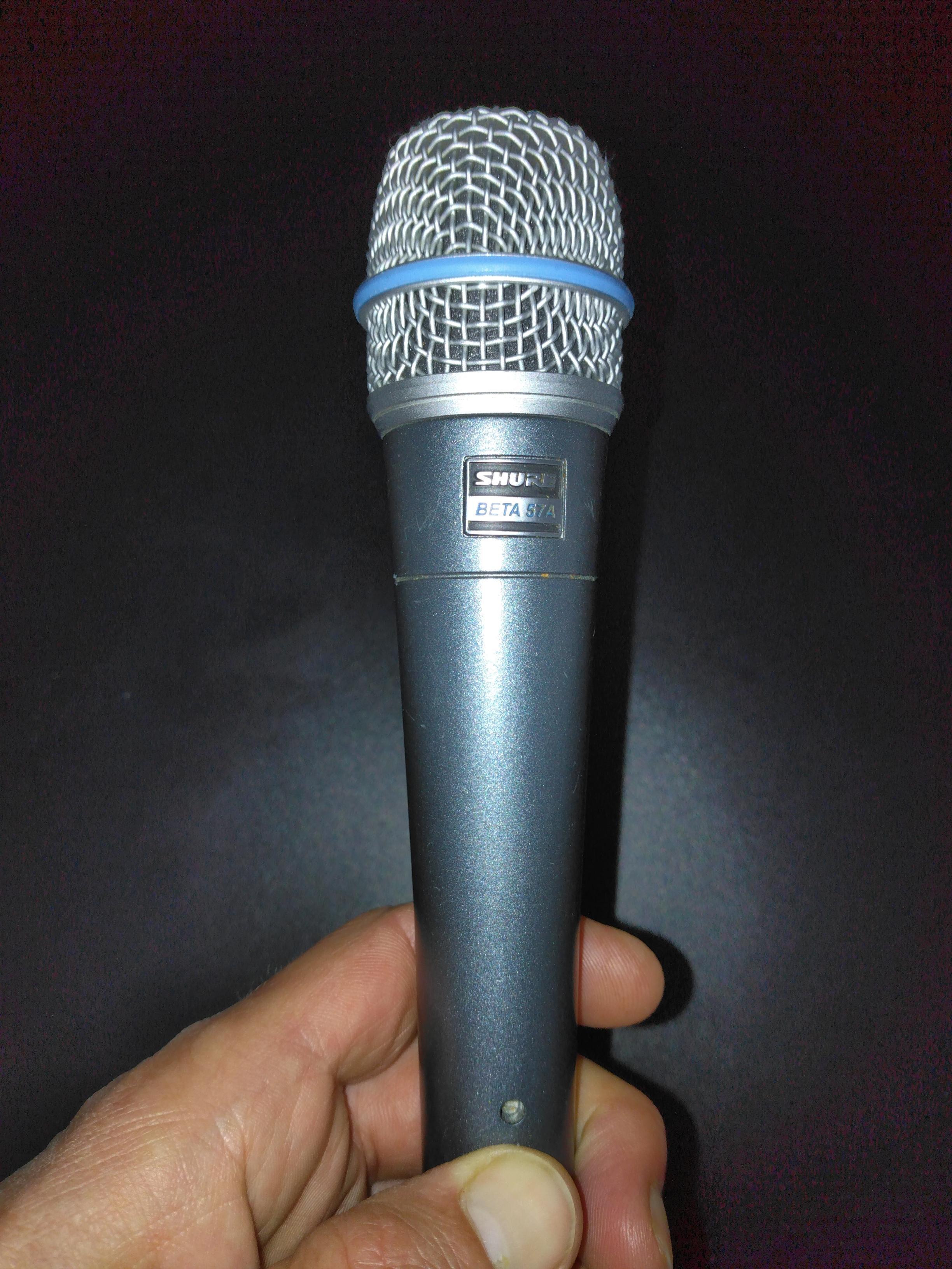 Vends Micro Shure Beta 57 A + pince+housse - Très bon état