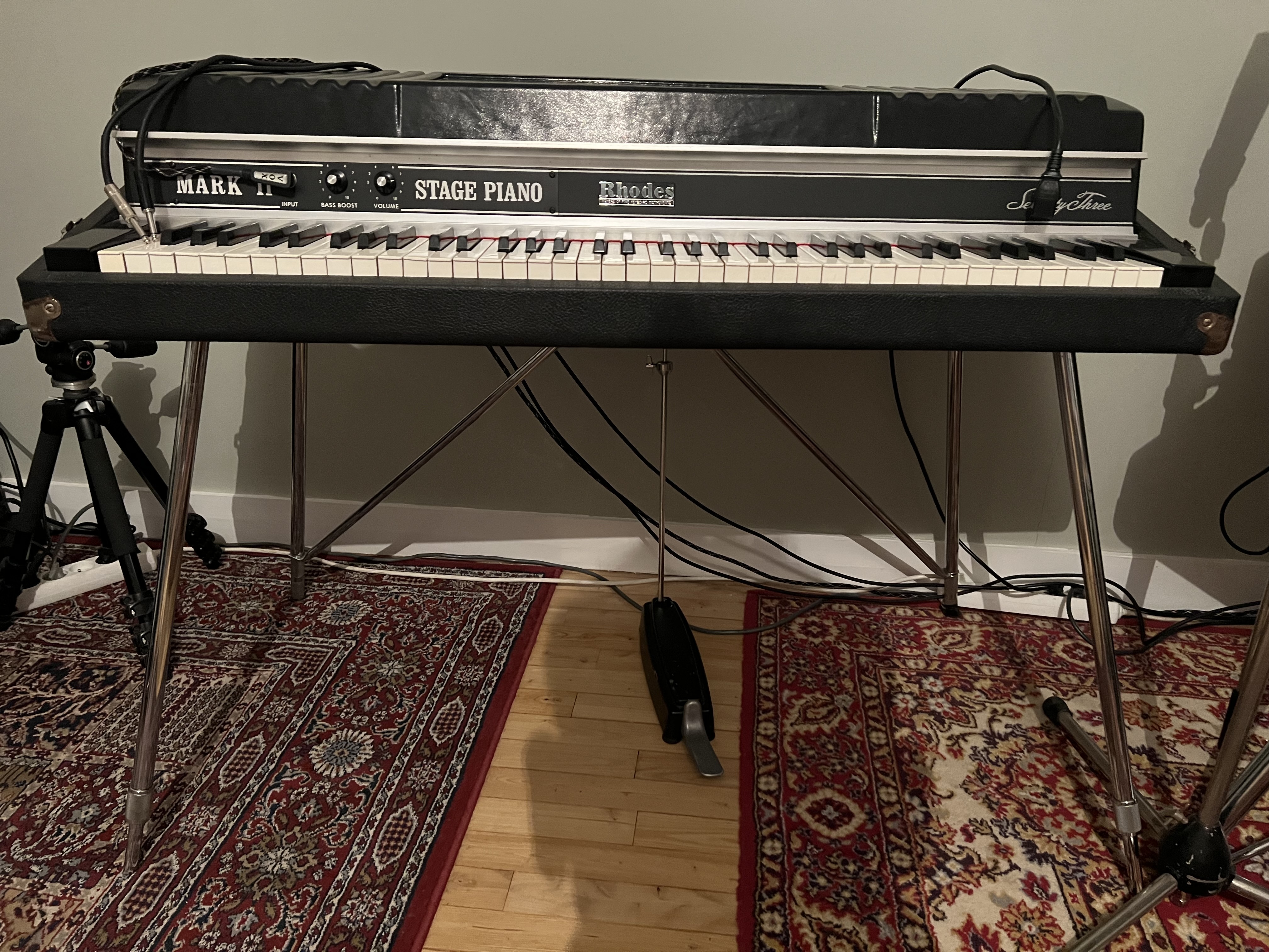 Rhodes stage mk2 73
