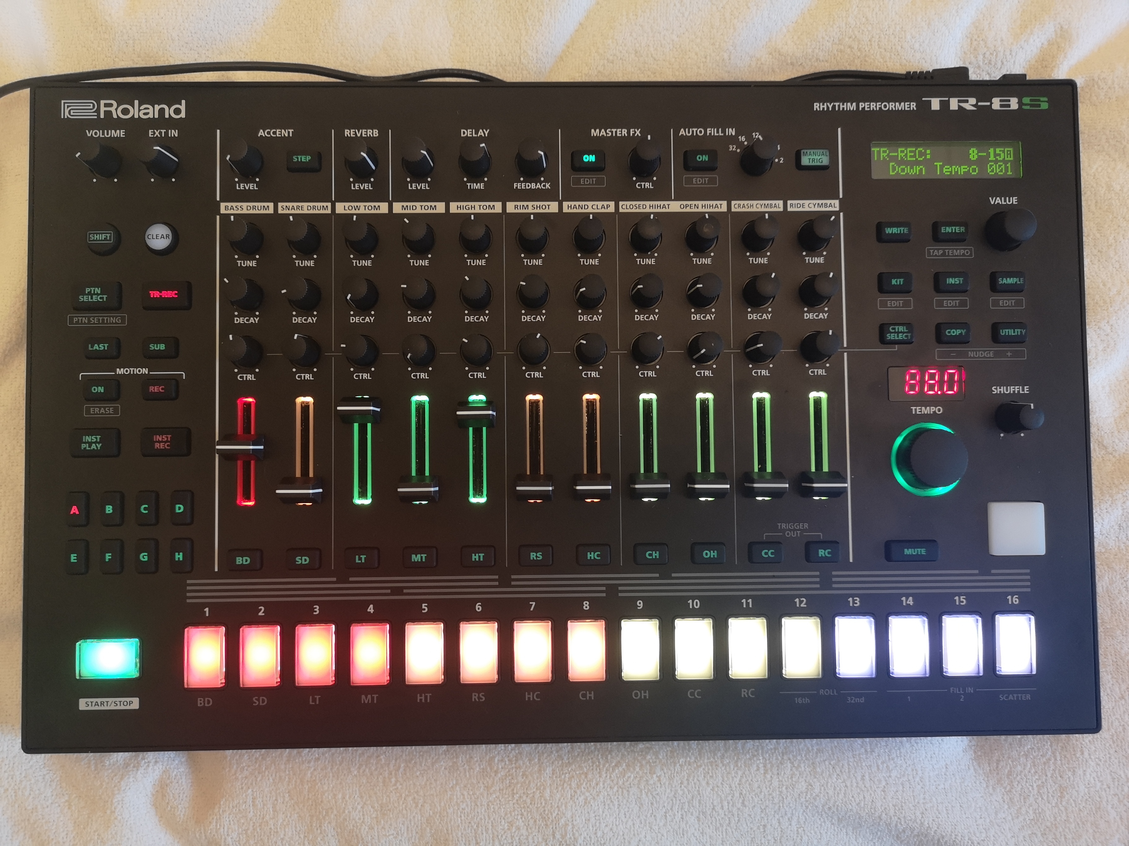 TR8-S + Decksaver + Flight Case