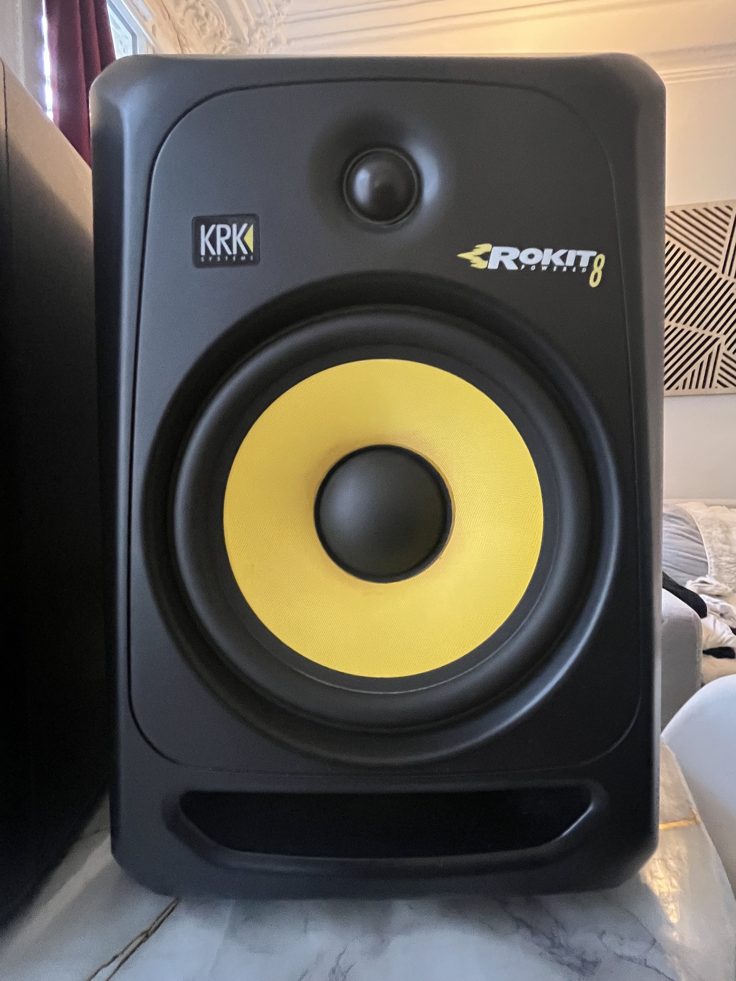 KRK Rokit 8