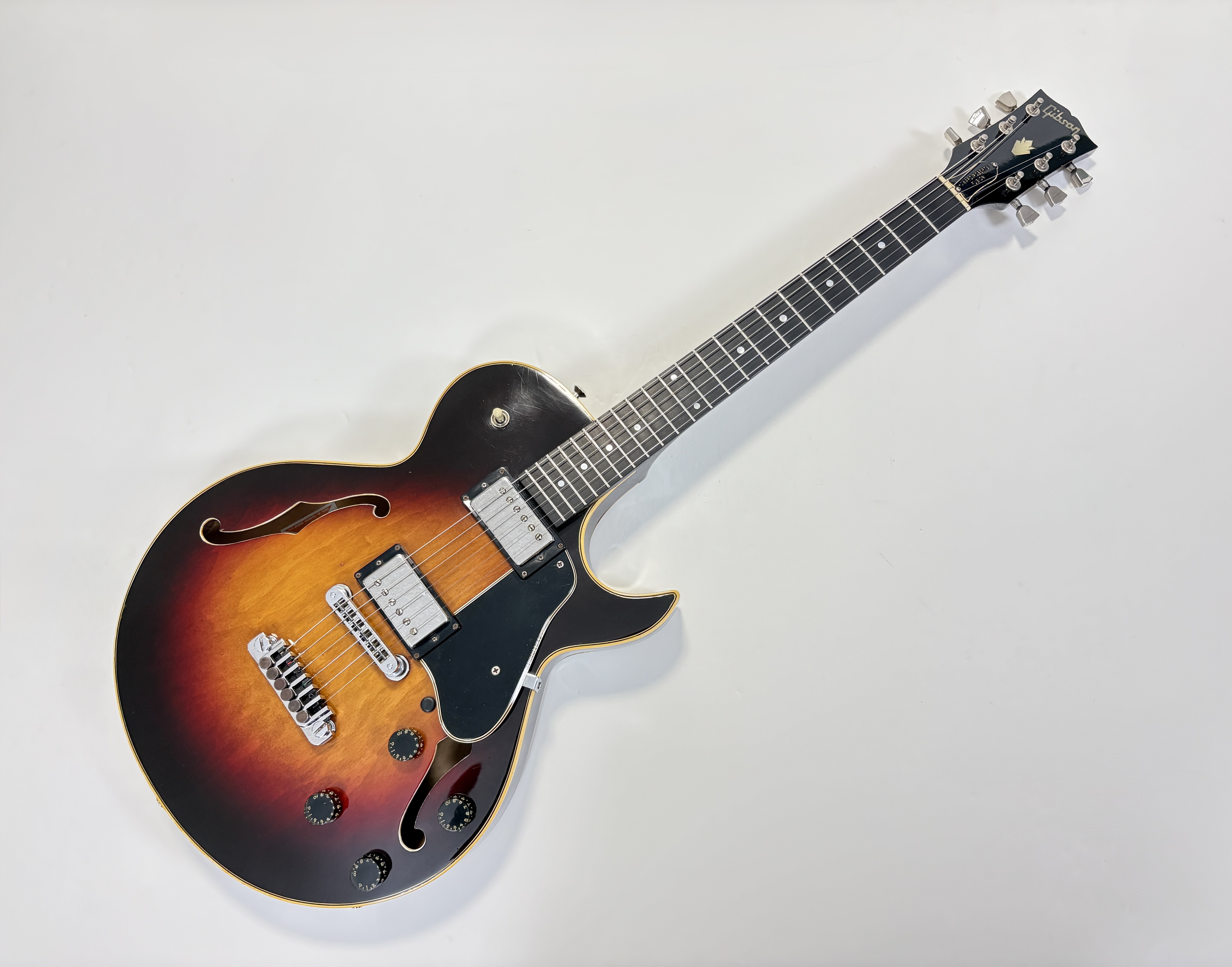 Gibson Howard Roberts Fusion I 1980 Antique Sunburst