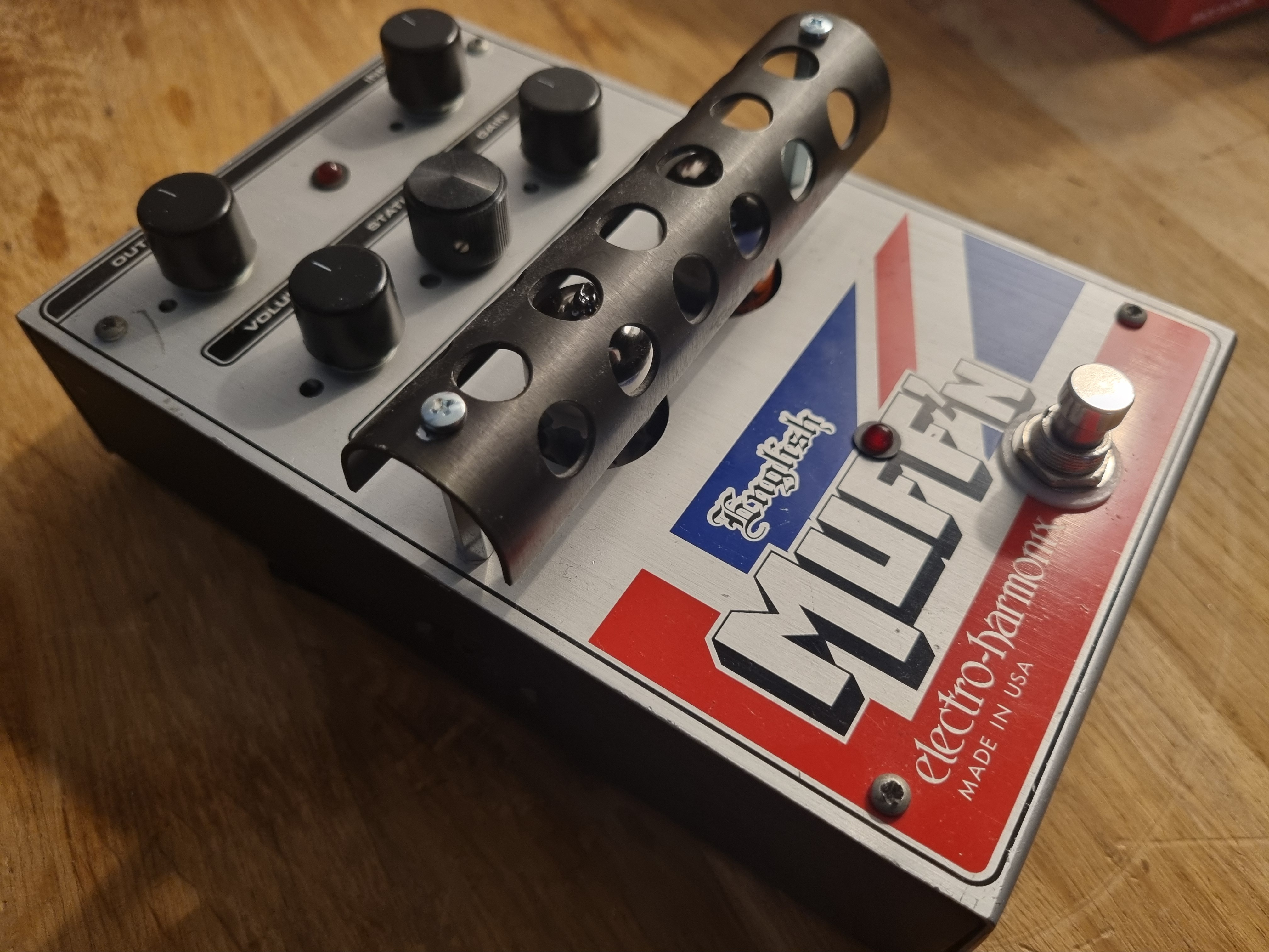 Electro-Harmonix English Muff'n (47102)