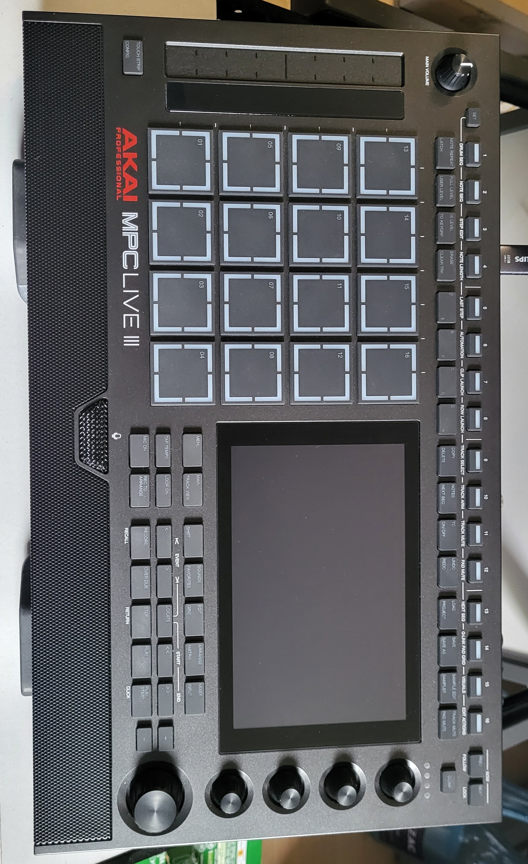 Akai mpc live 3