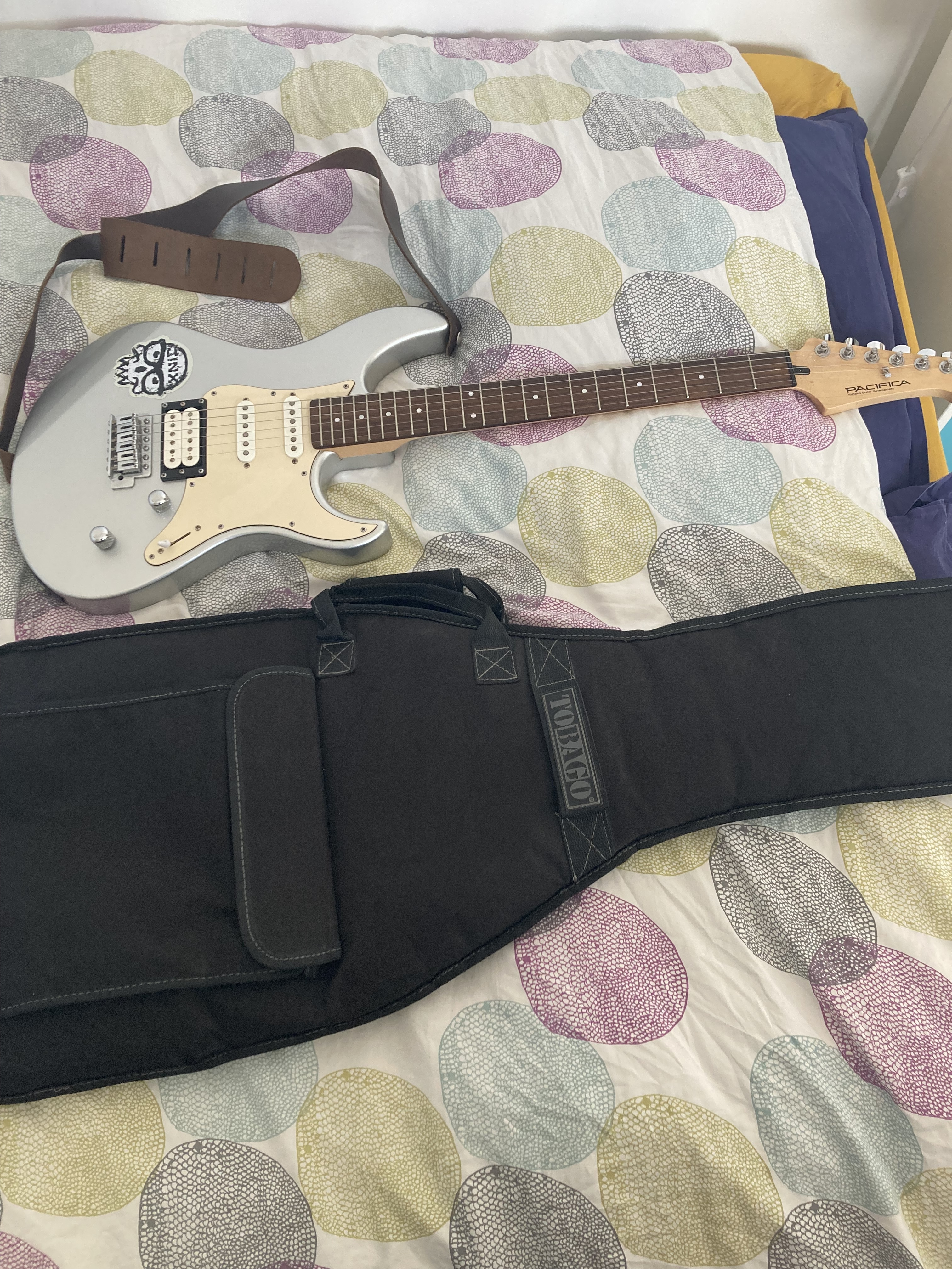 Vends Yamaha Pacifica PAC112