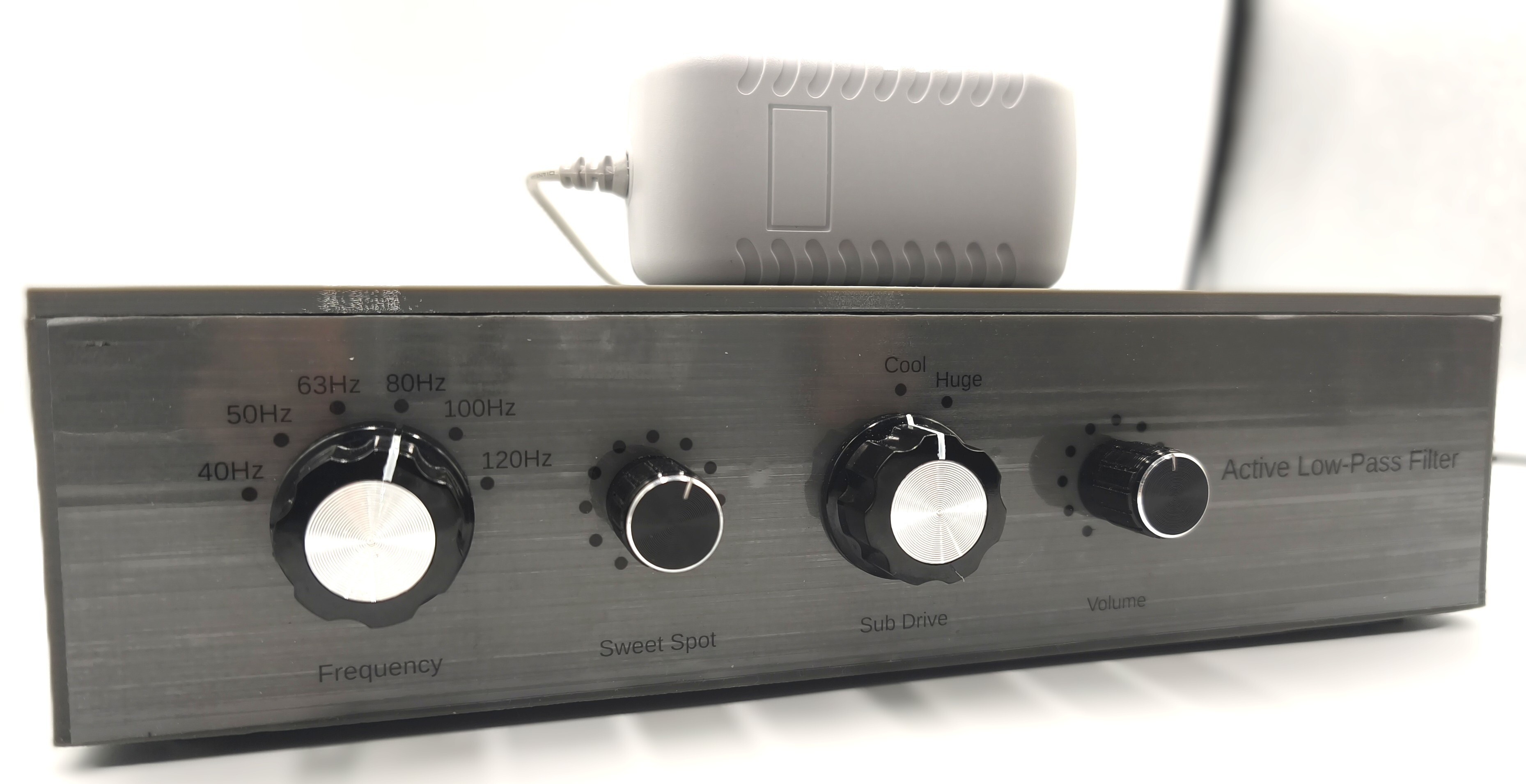 Filtre Actif Subwoofer DIY Haut de Gamme – XLR / RCA - Version 3D (Alimentation standard incluse)