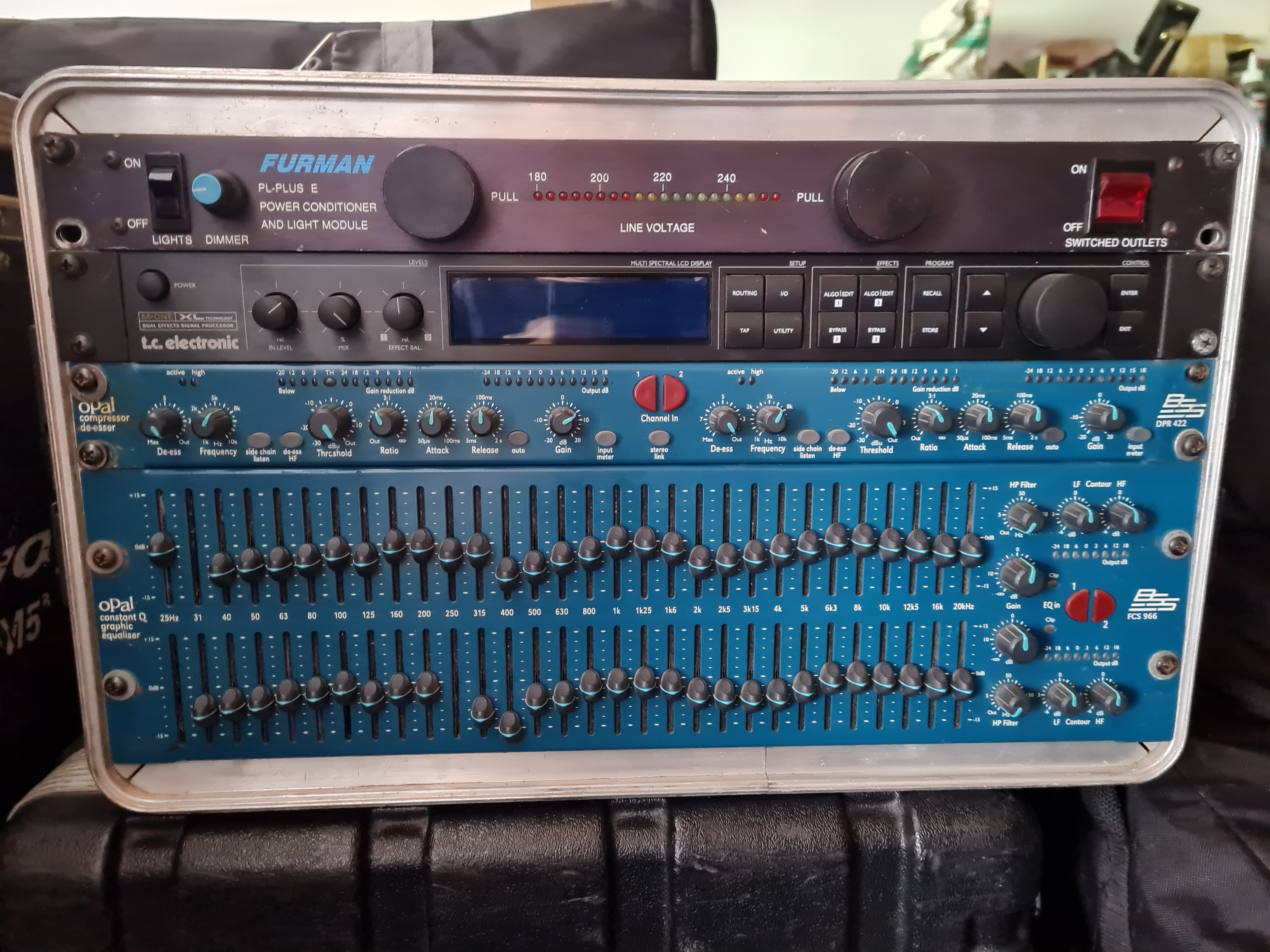 Rack d'effets de traitement du son BSS, TC ELECTRONICS, FURMAN