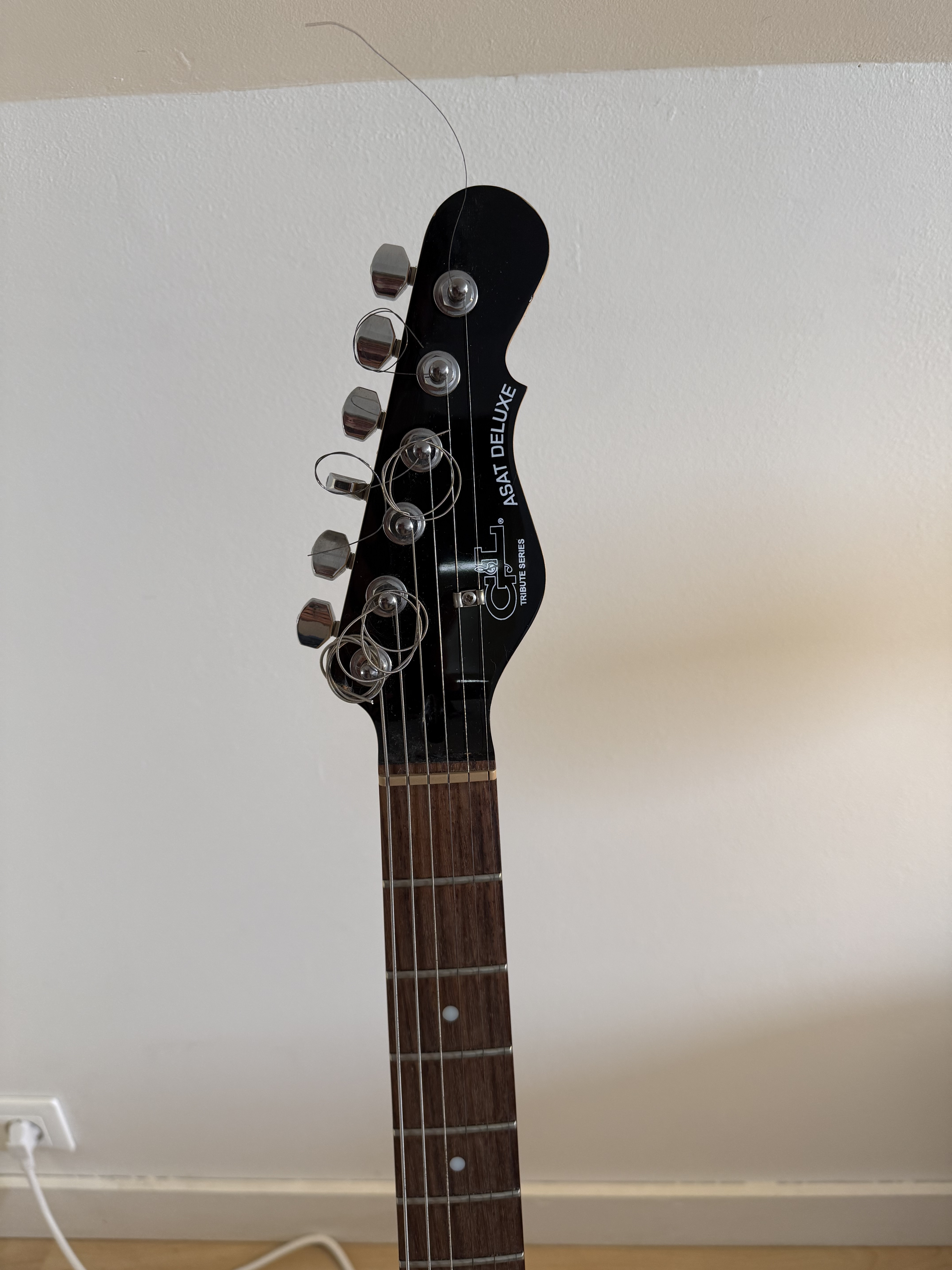 G&L Tribute ASAT Deluxe Carved Top (9125)