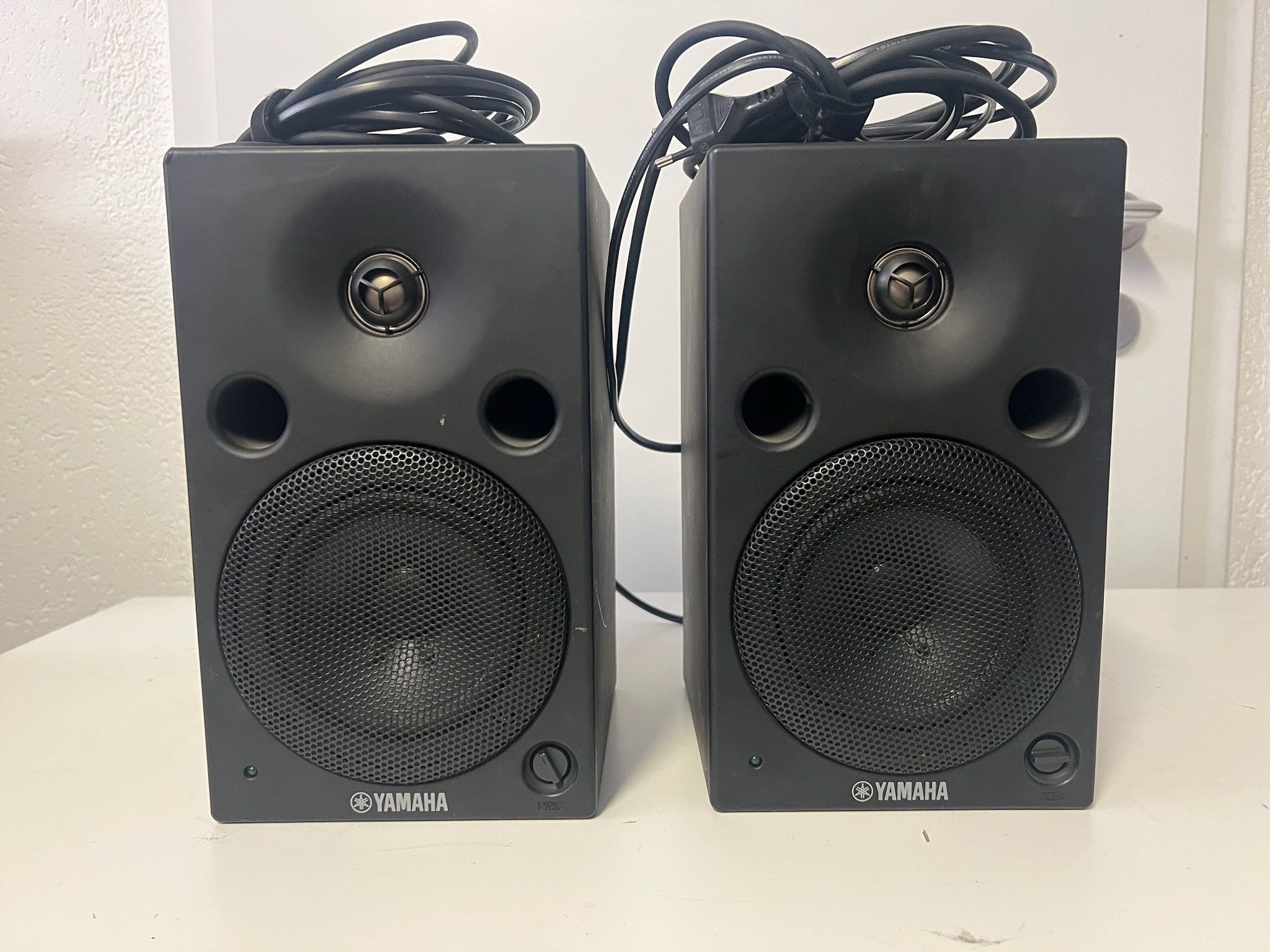Yamaha MSP5 – Paire de moniteurs actifs studio – Très bon état