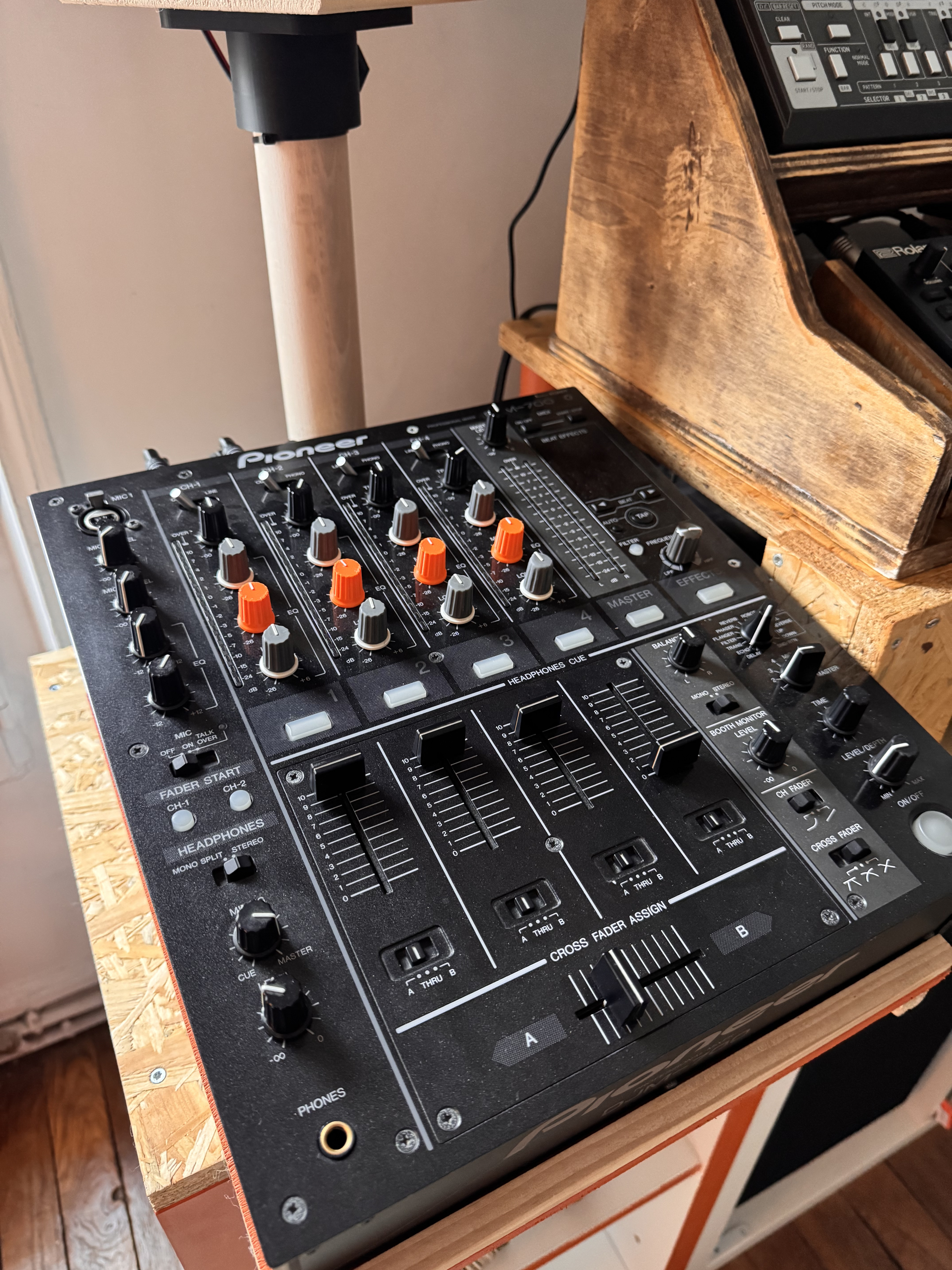 Table mixage Pioneer DJM-700