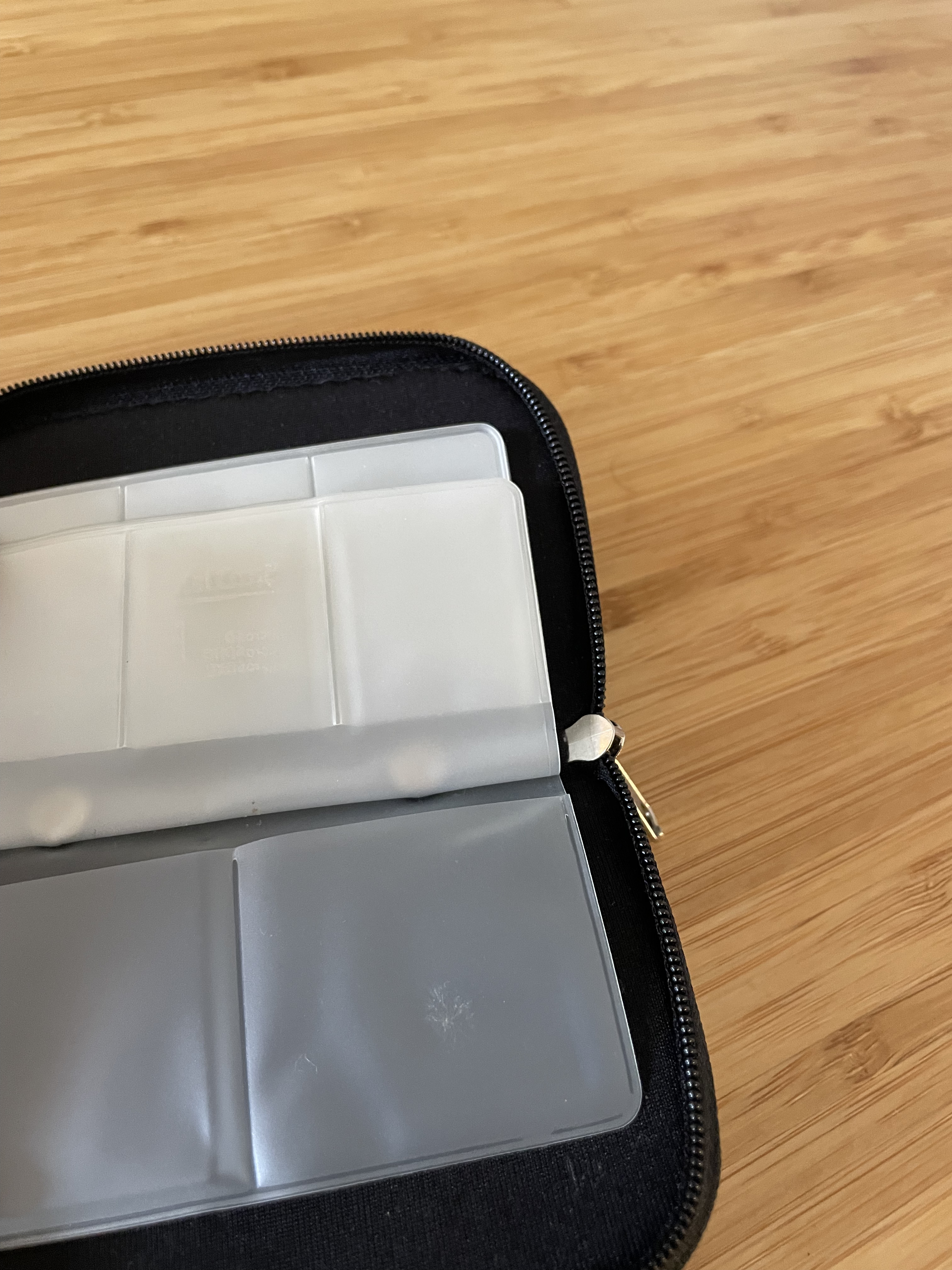 16.3. Étui de transport Eco-Fused pour carte mémoire (SD, SDHC, Compact Flash)