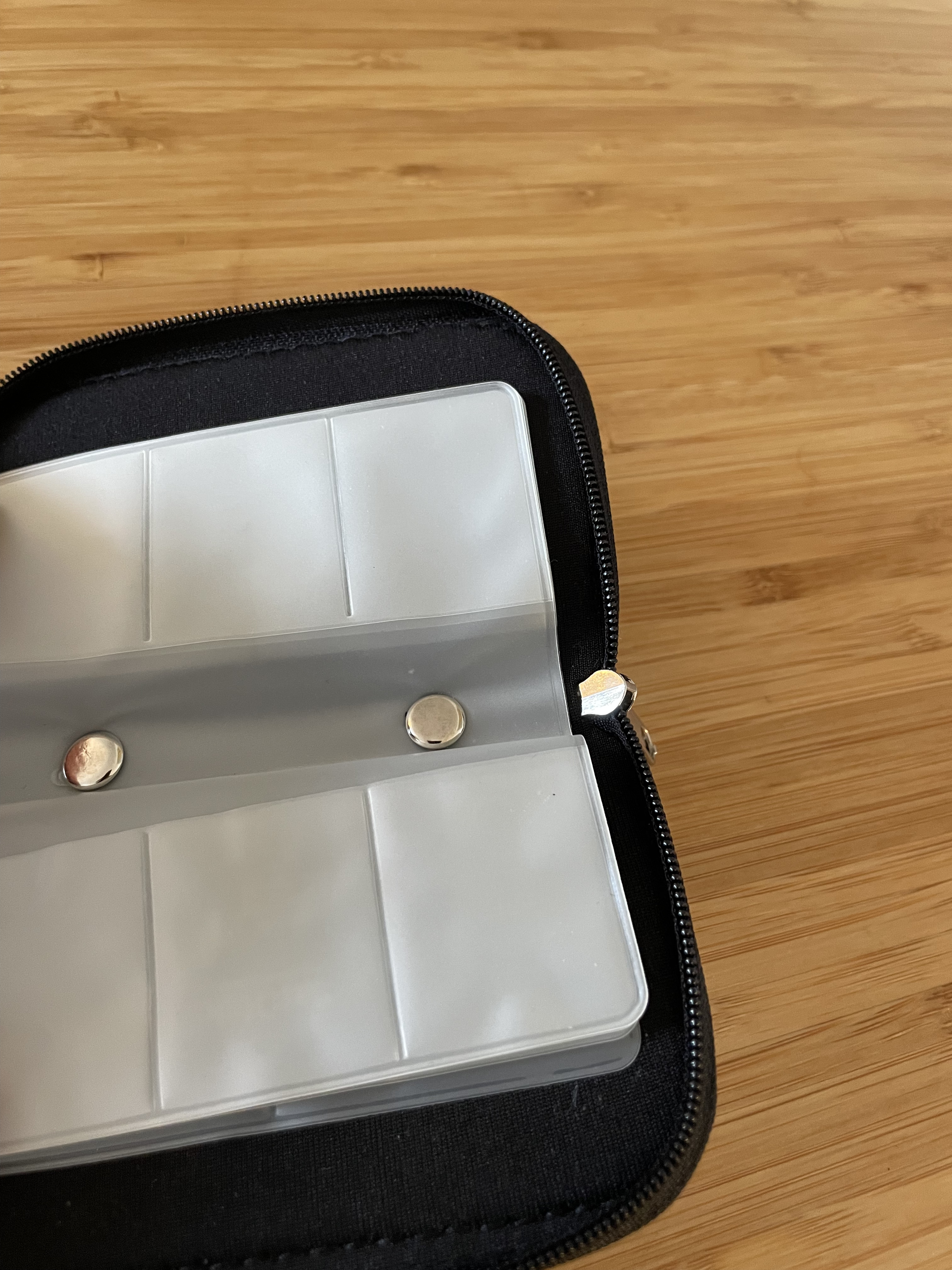 16.5. Étui de transport Eco-Fused pour carte mémoire (SD, SDHC, Compact Flash)