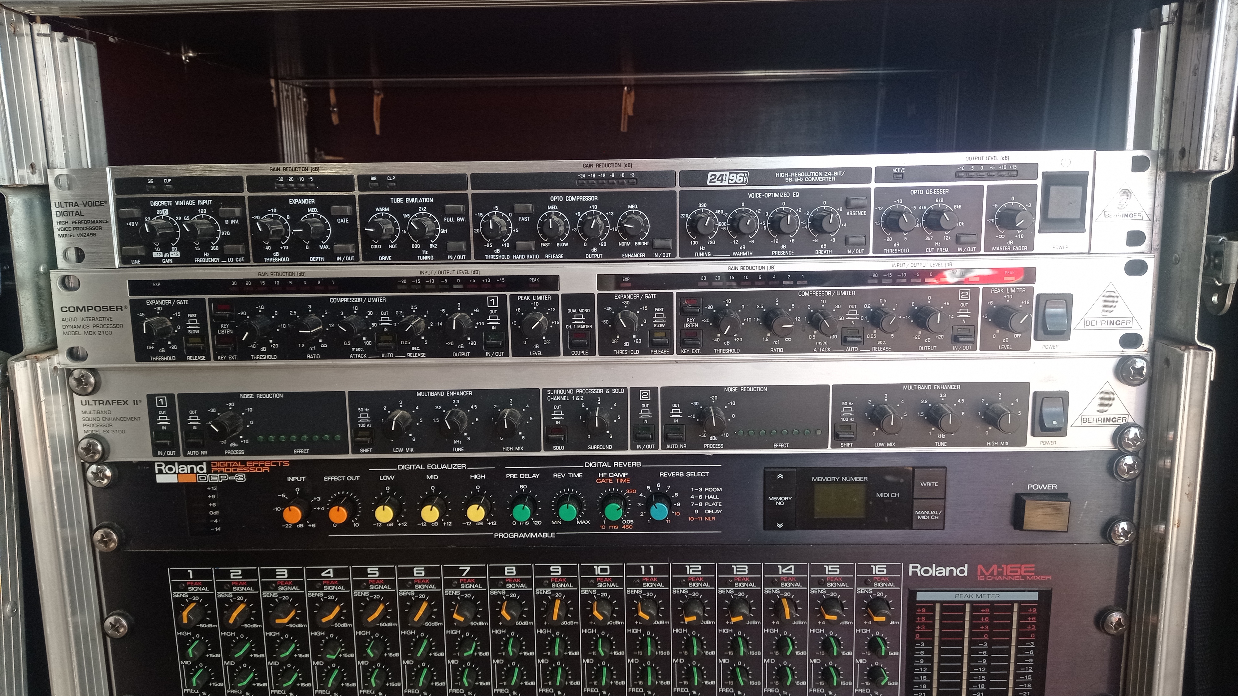 Behringer Ultravoice Digital VX2496