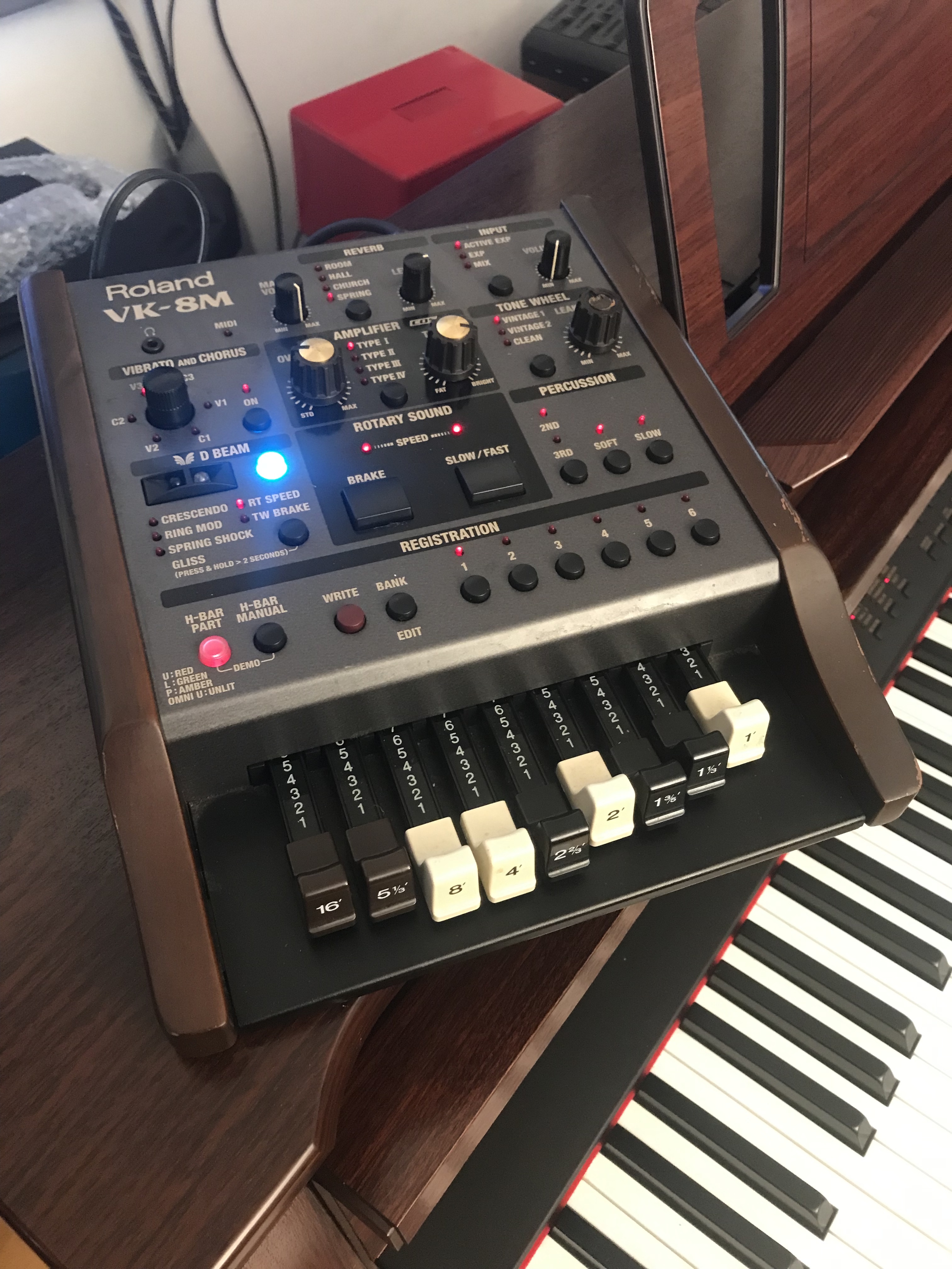 Module ROLAND VK-8M technologie de «roues phoniques d’orgues Hammond virtuelles