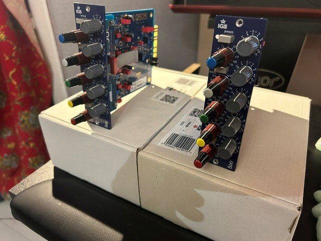 Vends 2 modules IGS Audio IQ505 ( EQ clone du Sontec MEP-250A ) comme neuf