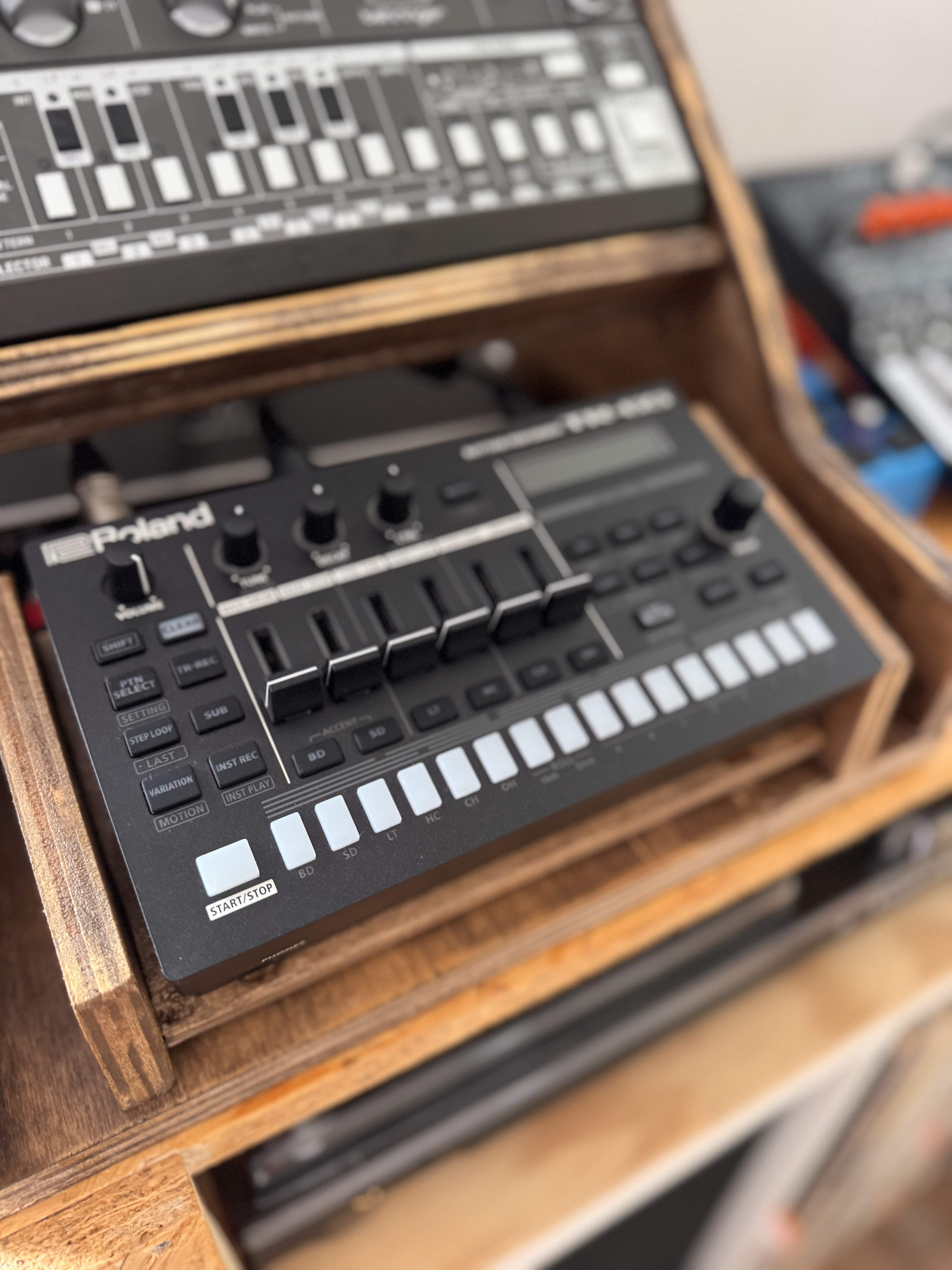 Roland TR-6S