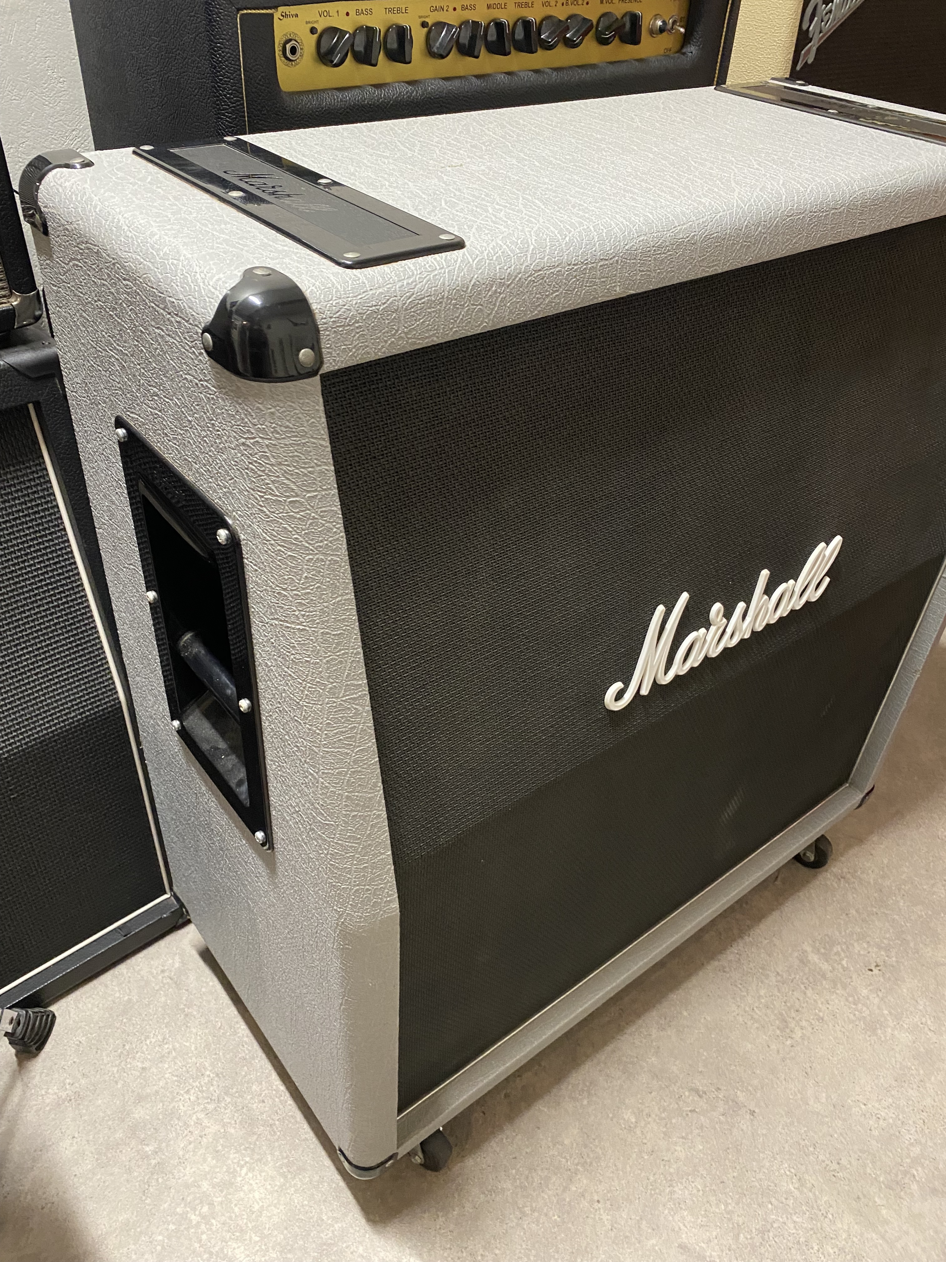 Baffle Marshall 1960.  2551 jubillee 