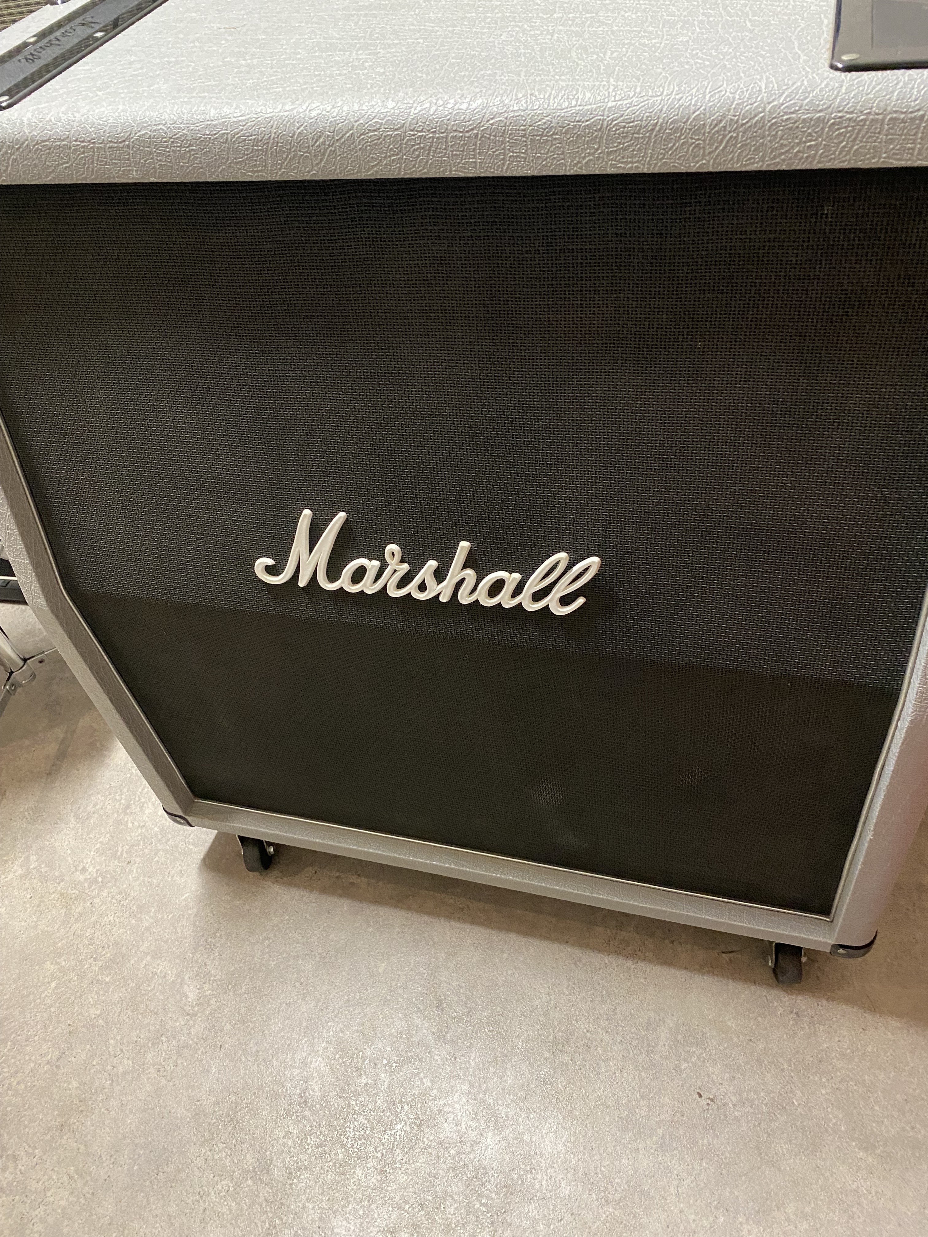 Marshall 2551AV (19919)