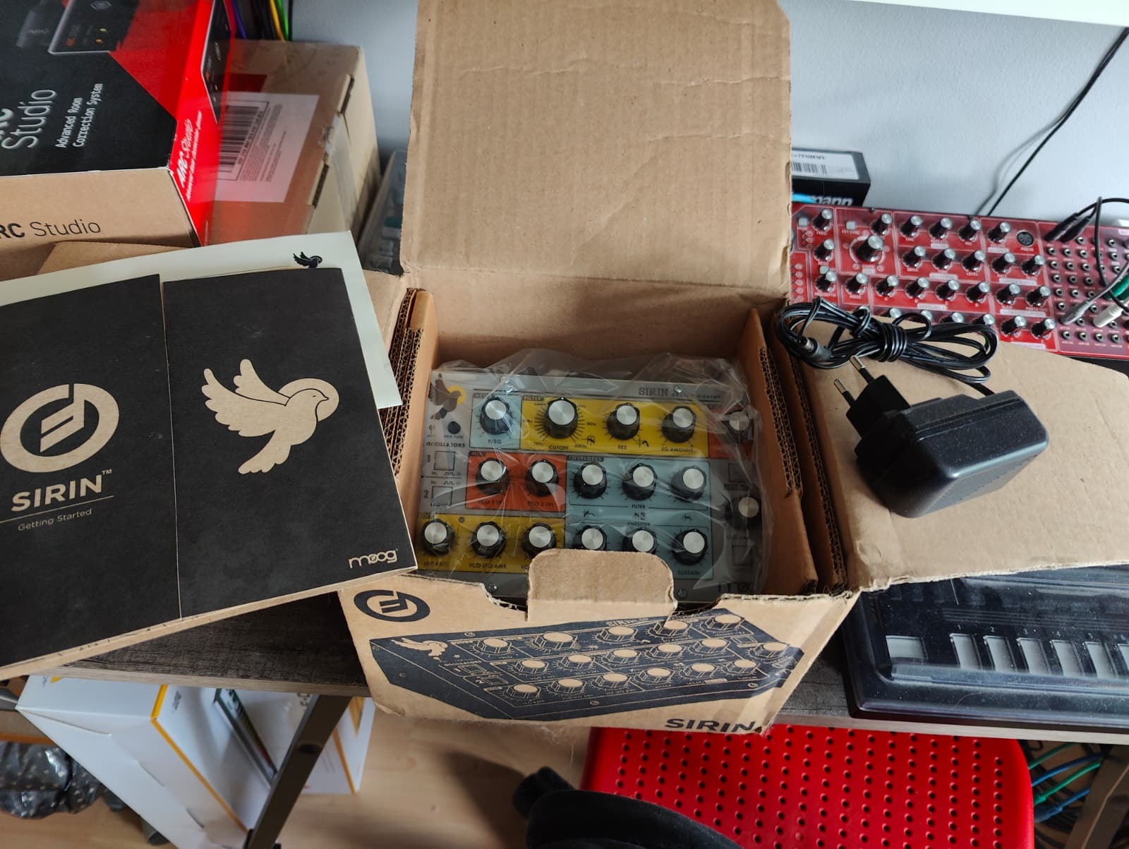 Vends SIRIN neuf, jamais servi (littéralement).