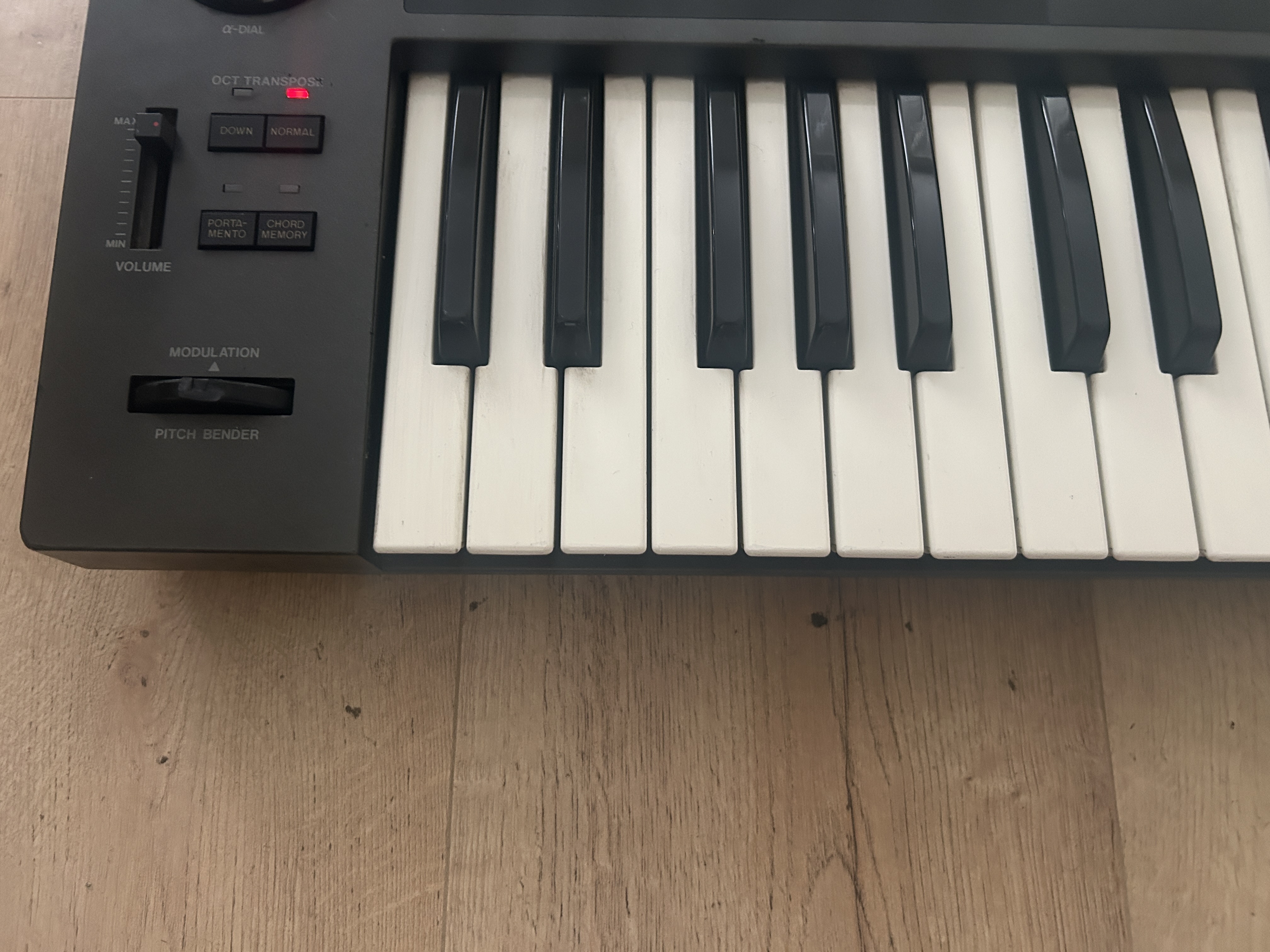 Roland JUNO-1 (82925)