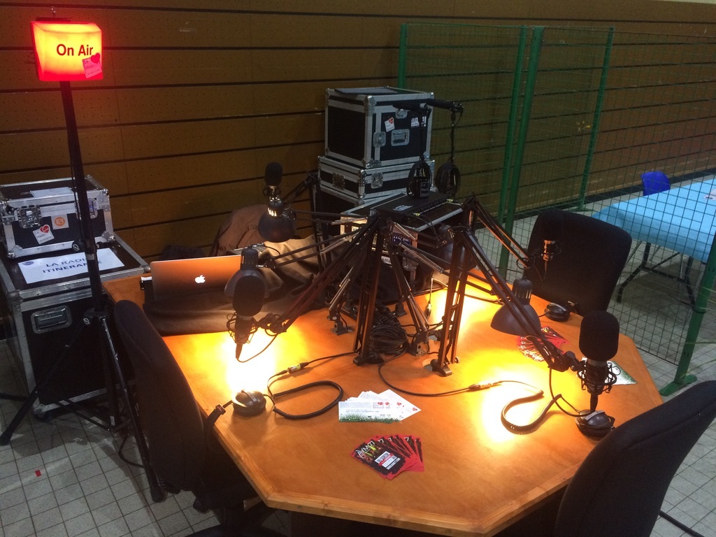 Pied de micro pour bureau-radio à l'unité ou lot de 4 pièces