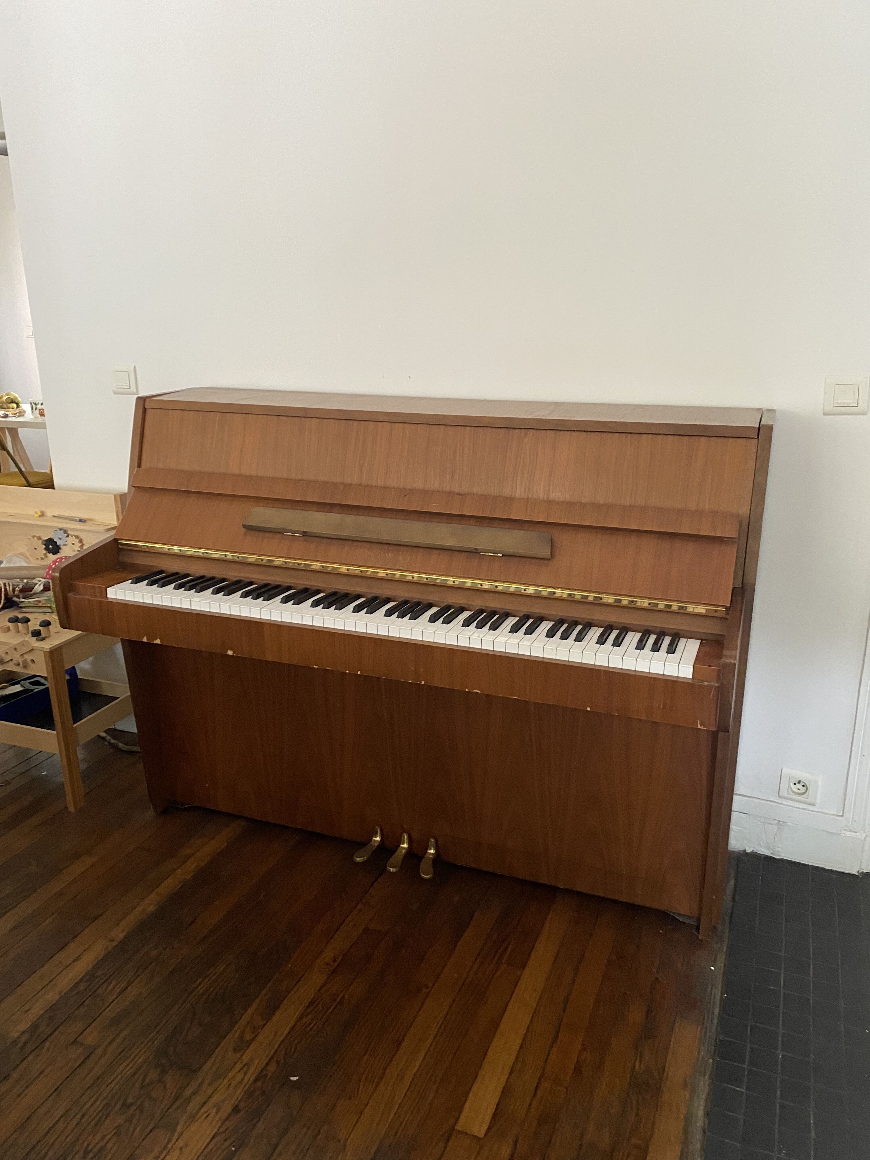 Piano Kawai CE7