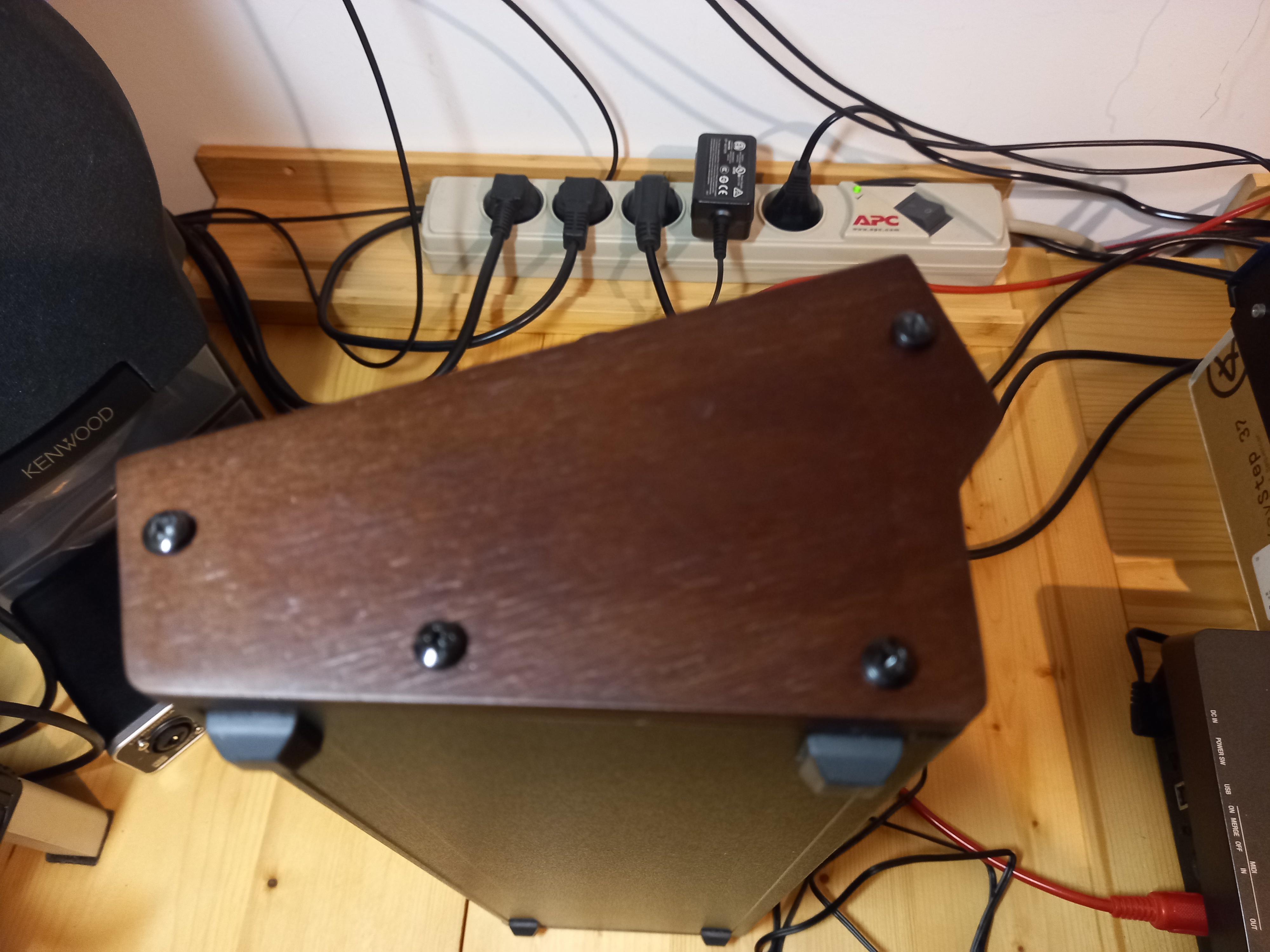 Behringer Wasp Deluxe (64241)