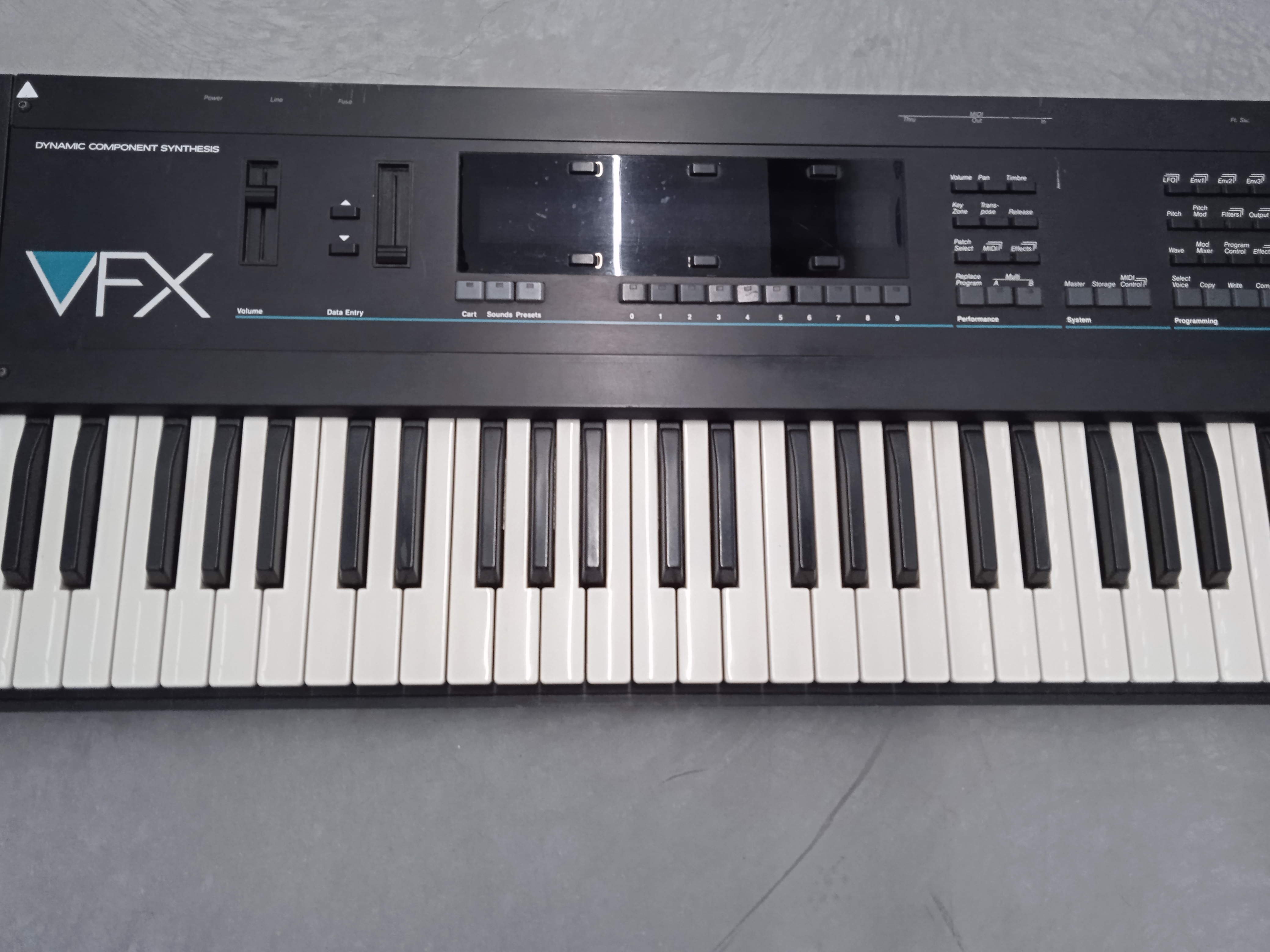 Ensoniq VFX (9057)