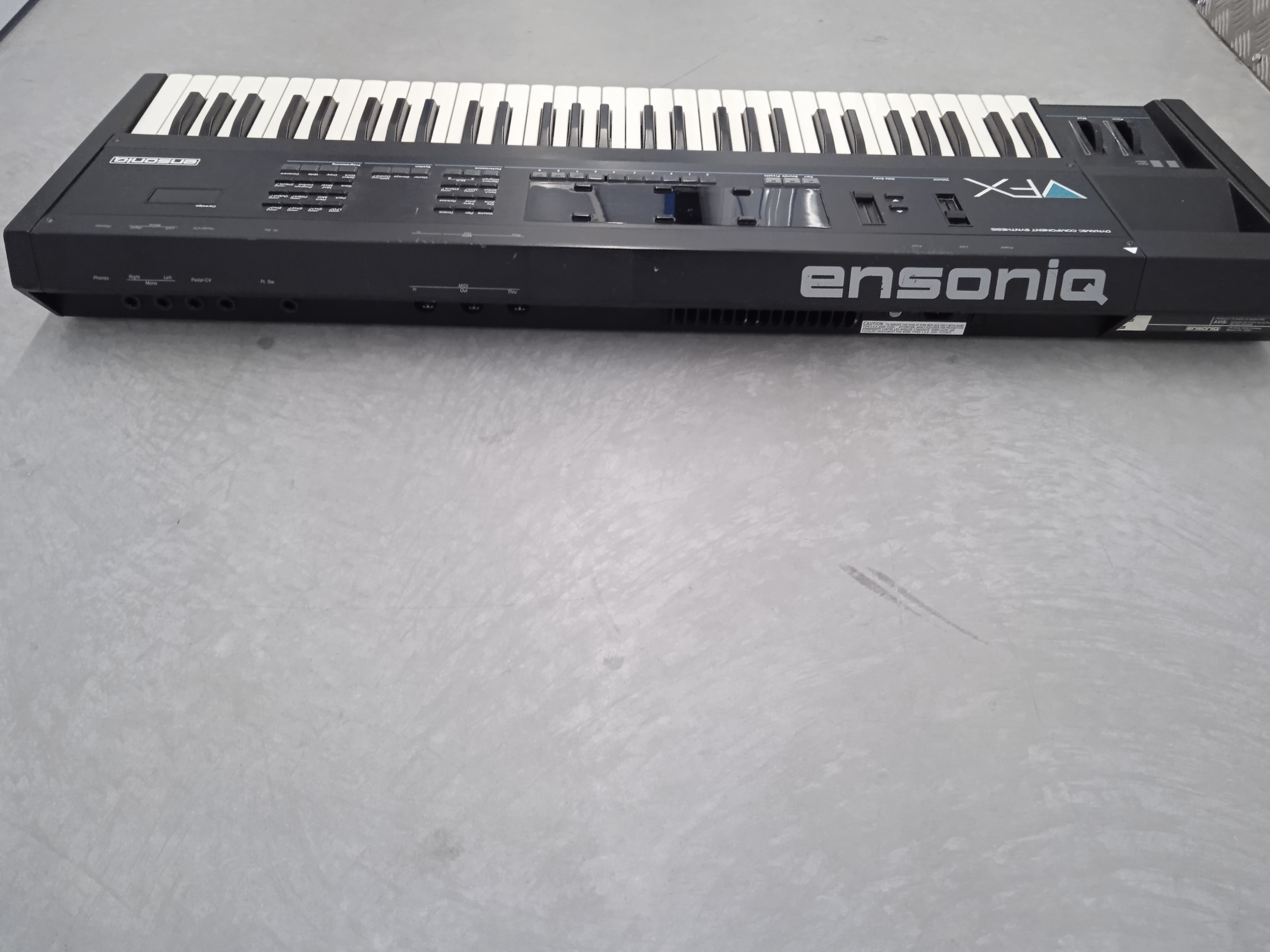 Ensoniq VFX (55470)