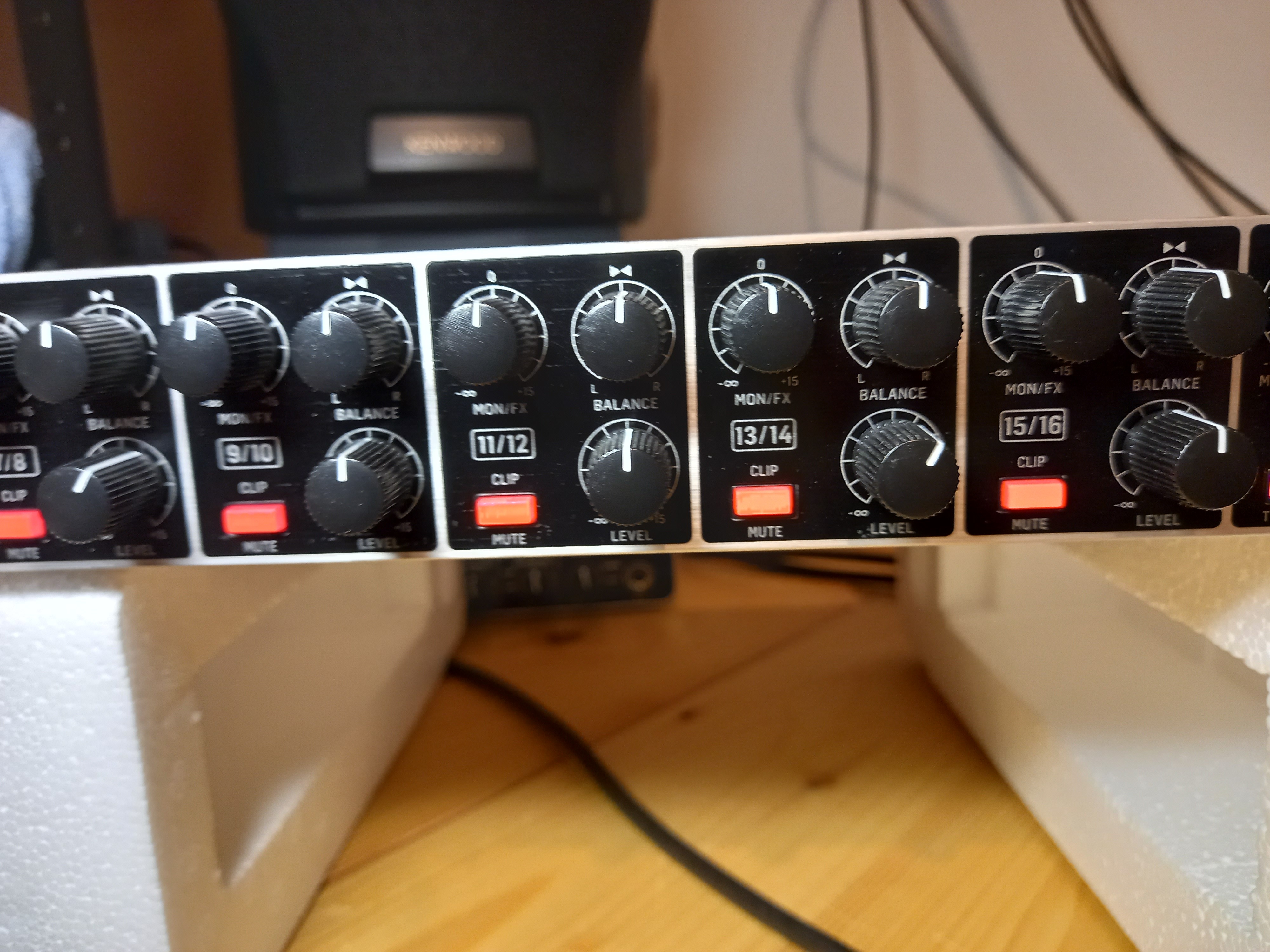 Behringer Eurorack RX1602 V2 (20253)